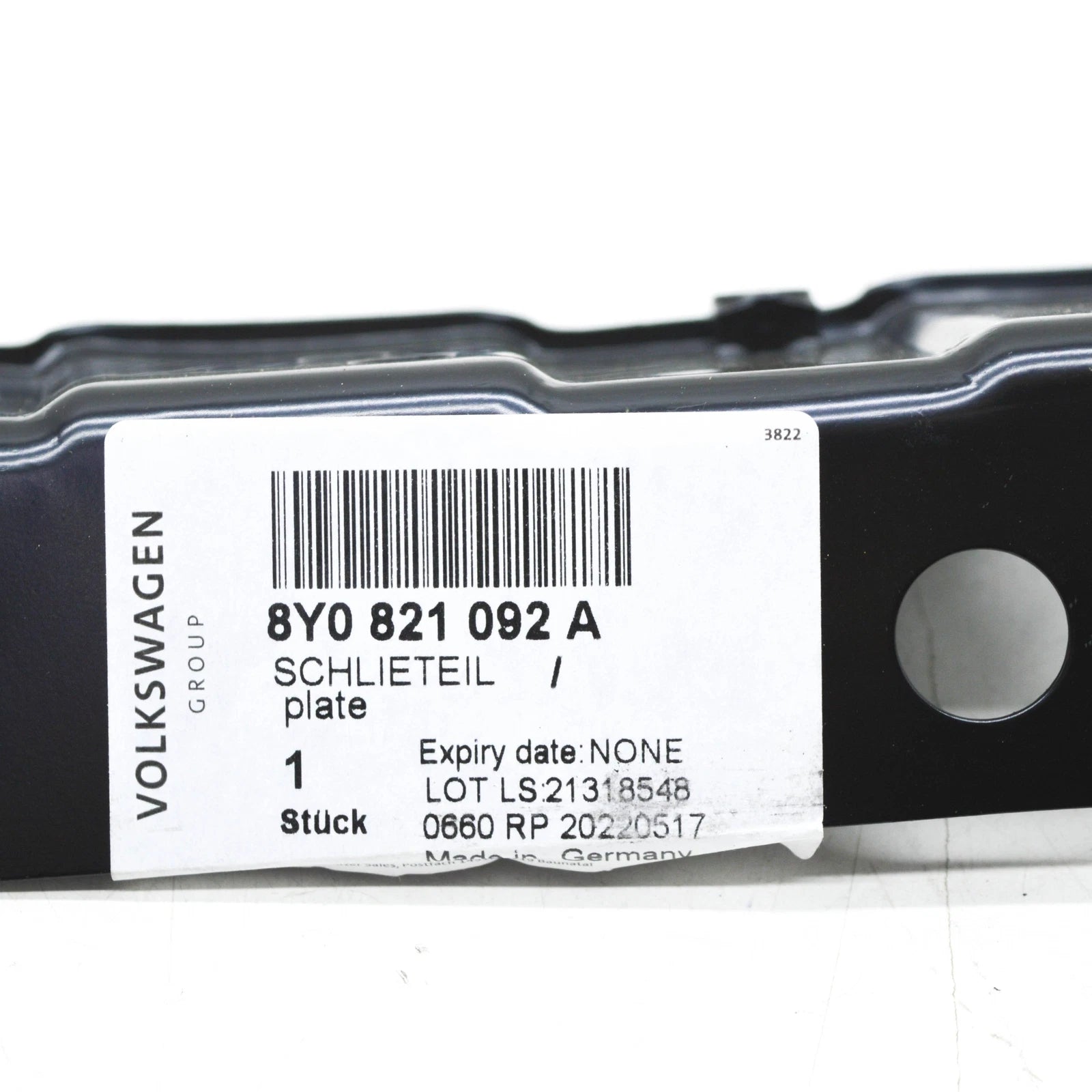 NEW AUDI A3 LIMOUSINE 8Y FRONT RIGHT FENDER HOLDER 8Y0821092A ORIGINAL