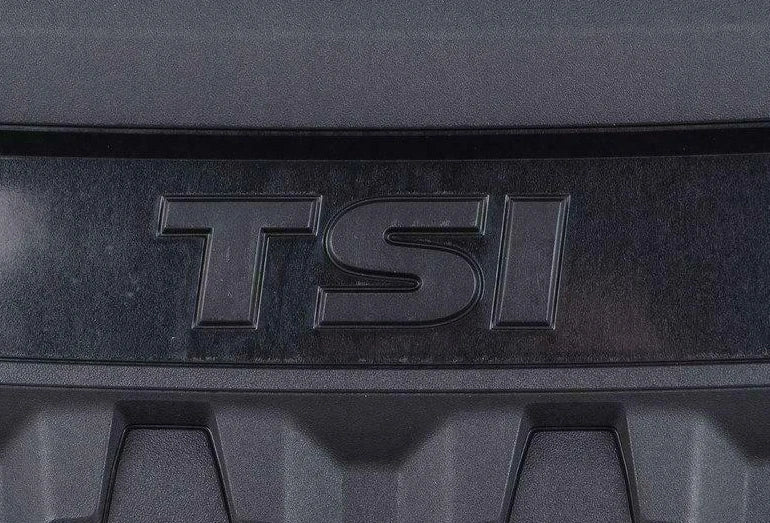 NEW VOLKSWAGEN TIGUAN AD MK2 ENGINE COVER 06K103925CL ORIGINAL