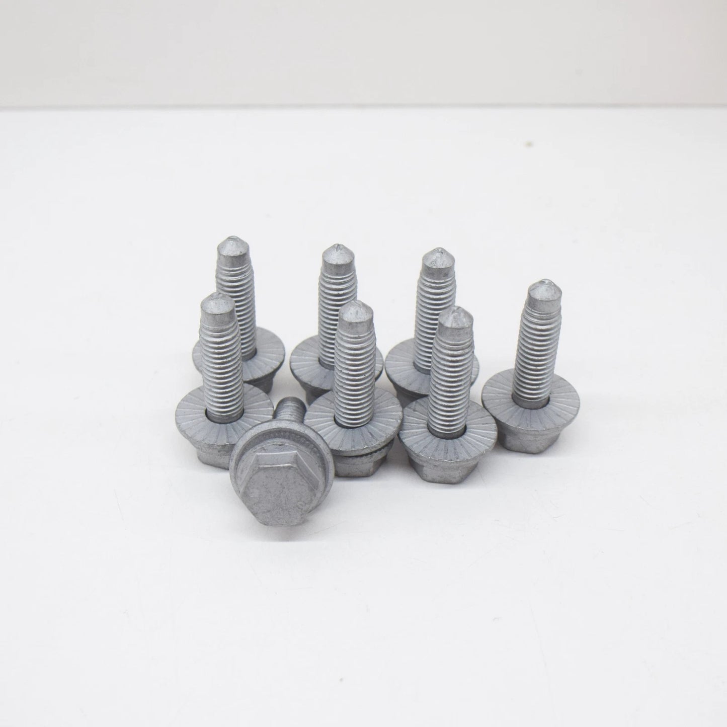 NEW AUDI A3 8V FRONT BUMPER BUMPER COVER HARDWARE KIT 8V0098623A ORIGINAL