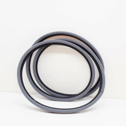 NEW MERCEDES-BENZ G W463 FRONT DOOR SEAL A46372711307098 ORIGINAL