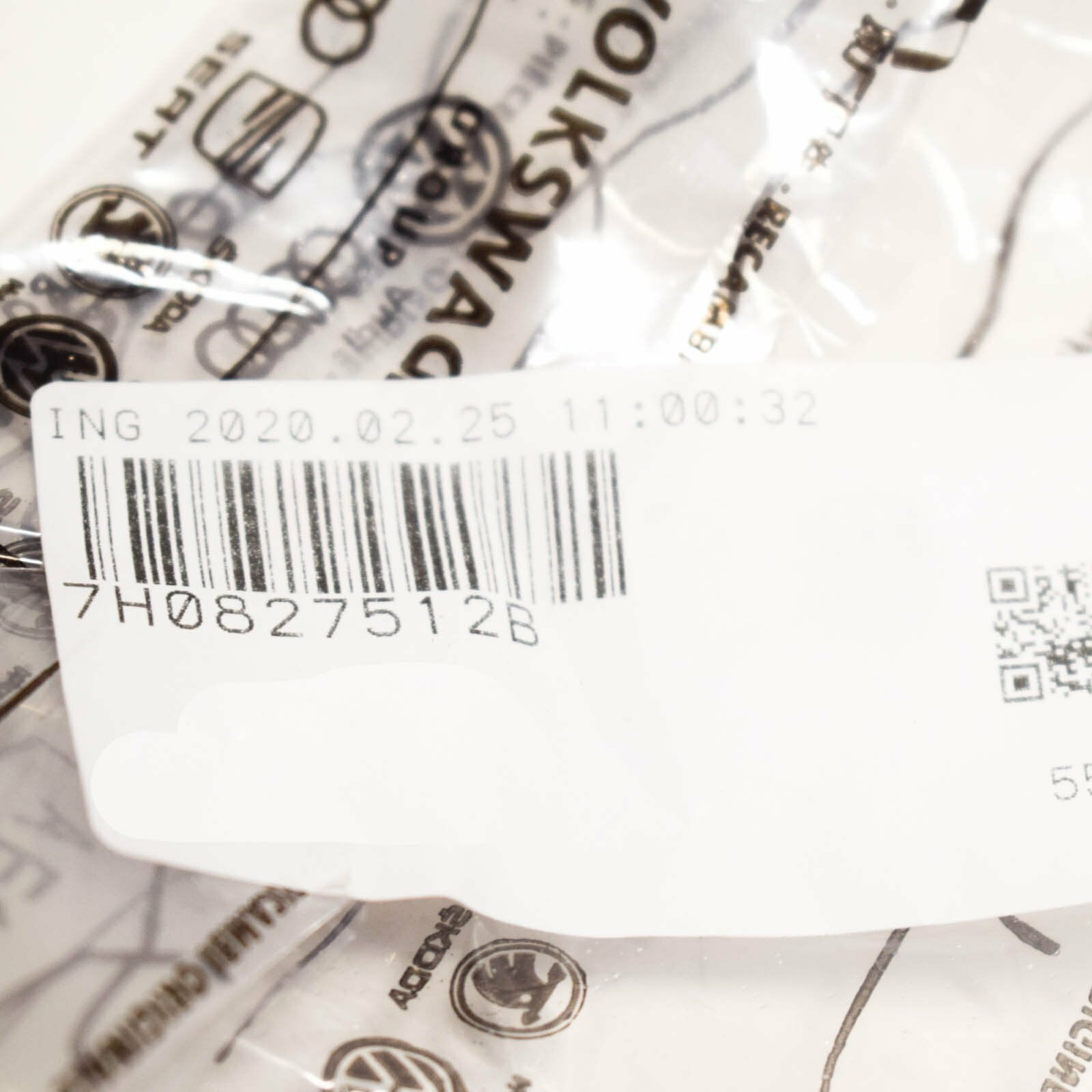 NEW VOLKSWAGEN TOUAREG 7L REAR LID LOWER STRIKER PLATE 7H0827512B ORIGINAL