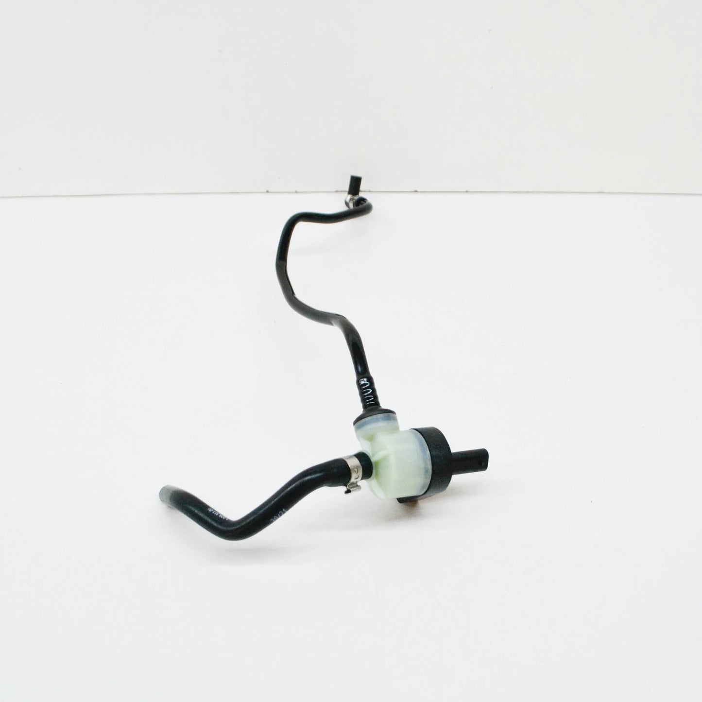 NEW AUDI Q5 8R BREATHER PIPE 06E103207AP