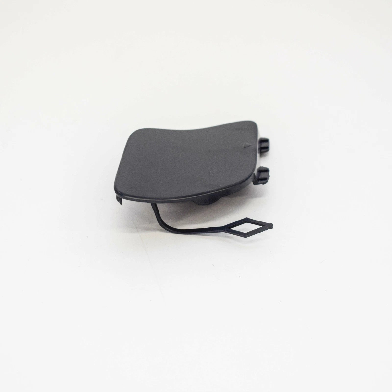 NEW MB CLA COUPE C117 FRONT BUMPER TOW EYE CAP A11788512229999