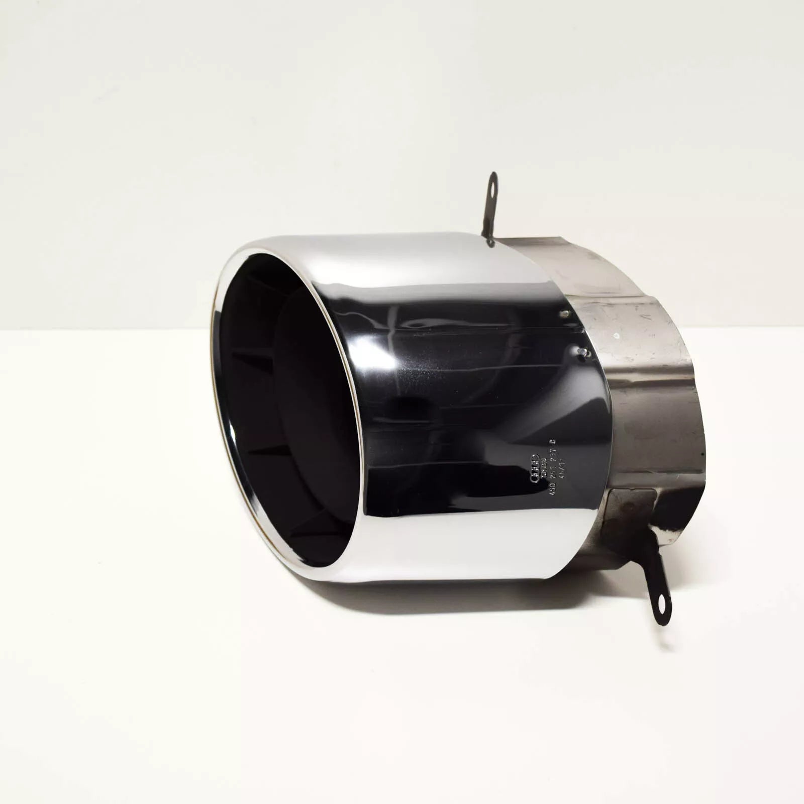 NEW AUDI R8 4S REAR LEFT EXHAUST CHROME TAIL TRIM 4S0251237C ORIGINAL