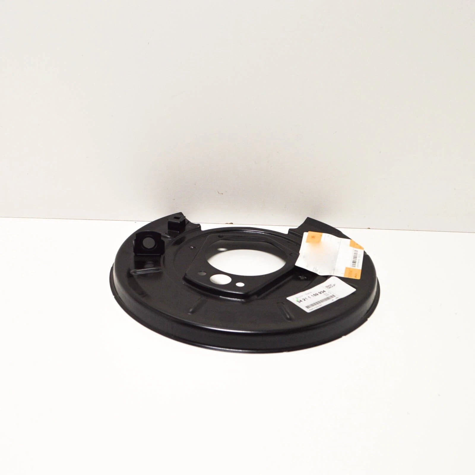 NEW BMW 5 E28 1.8I REAR BRAKE DISC PROTECTION PLATE RIGHT 34211159934 ORIGINAL