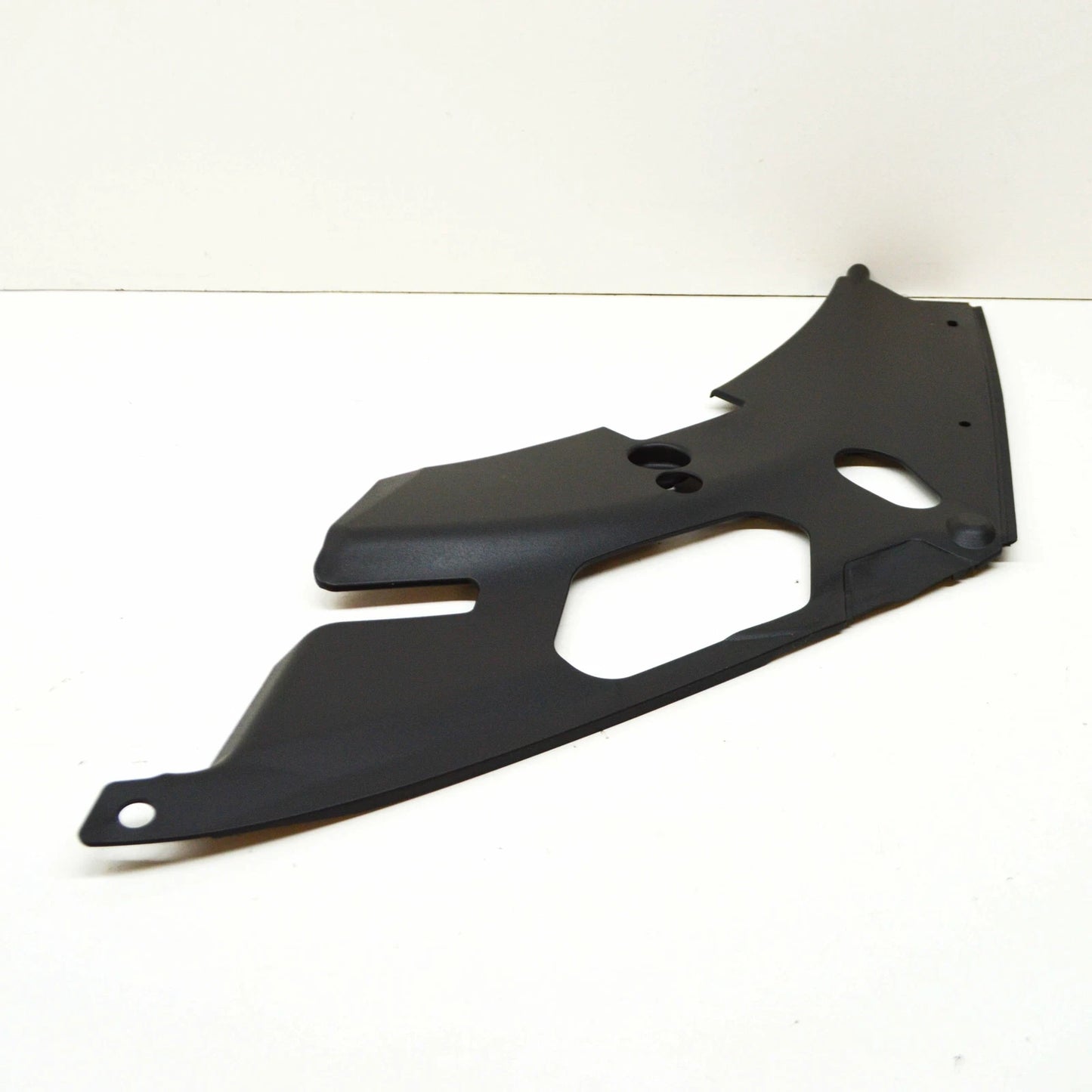 NEW BMW 4 COUPE G22 FRONT LEFT RADIATOR SUPPORT ACCESS COVER 51769883647