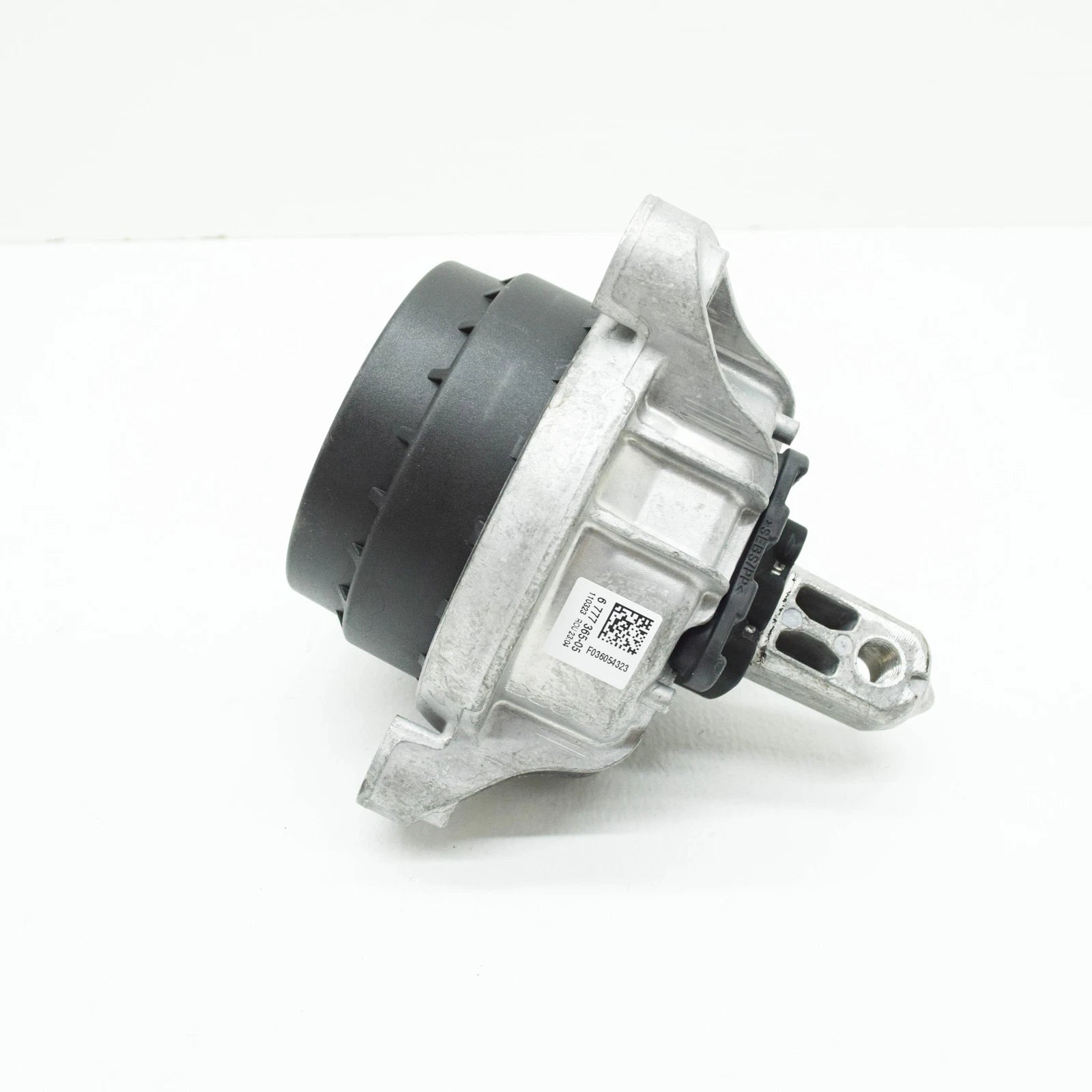 NEW BMW 7 F01 LEFT ENGINE MOUNT 22116777365 6777365 3.0 PETROL 235KW ORIGINAL