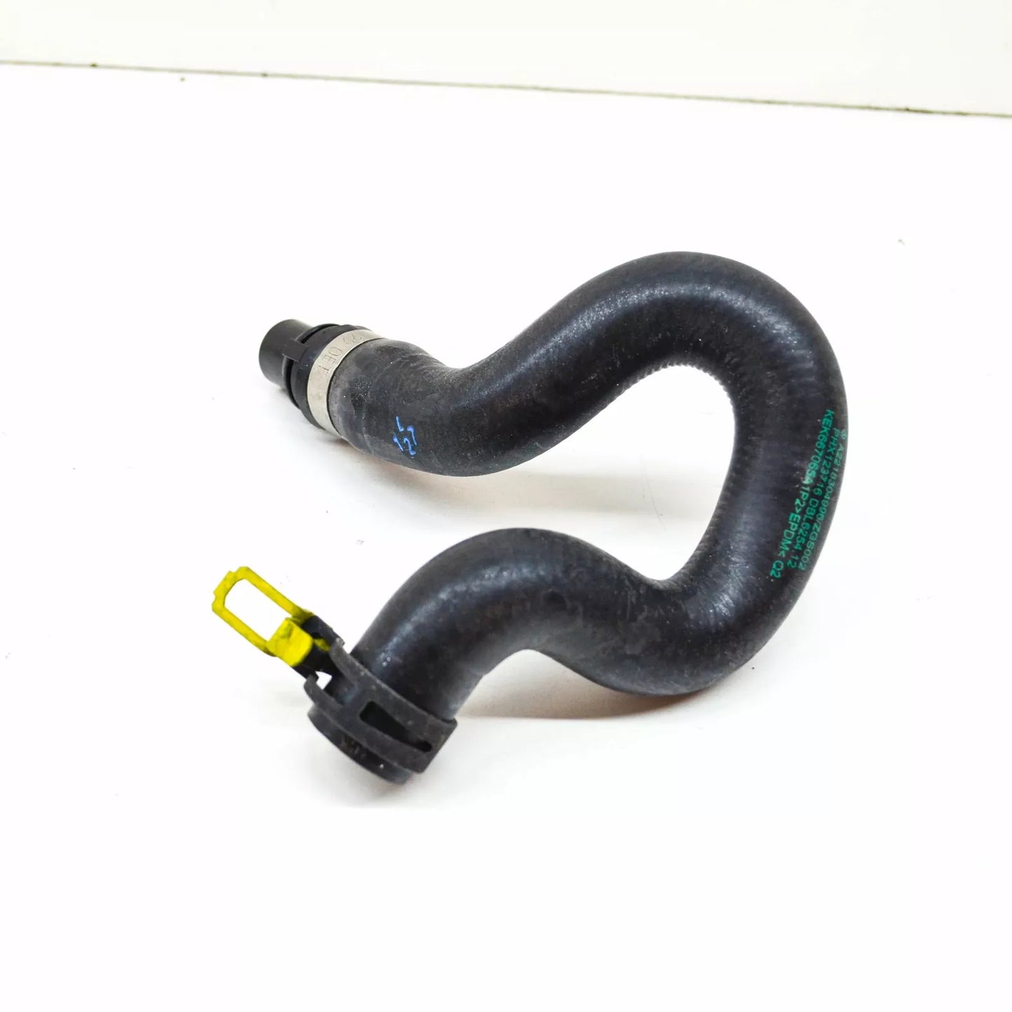 NEW MERCEDES-BENZ S COUPE C216 ENGINE COOLANT HOSE PIPE A2218304996 ORIGINAL