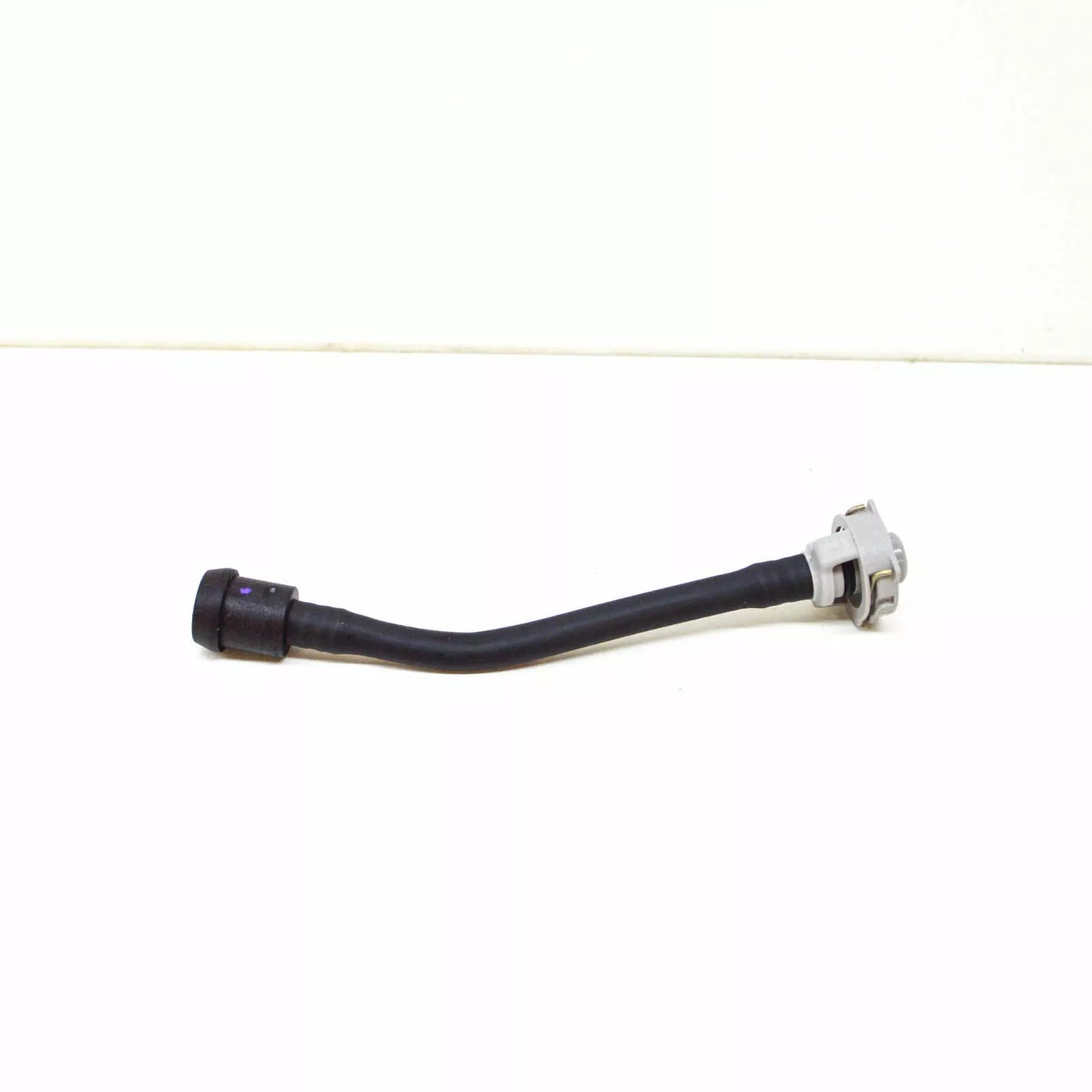 NEW AUDI Q7 4M ENGINE COOLANT OVERFLOW HOSE 4M0121081AK ORIGINAL