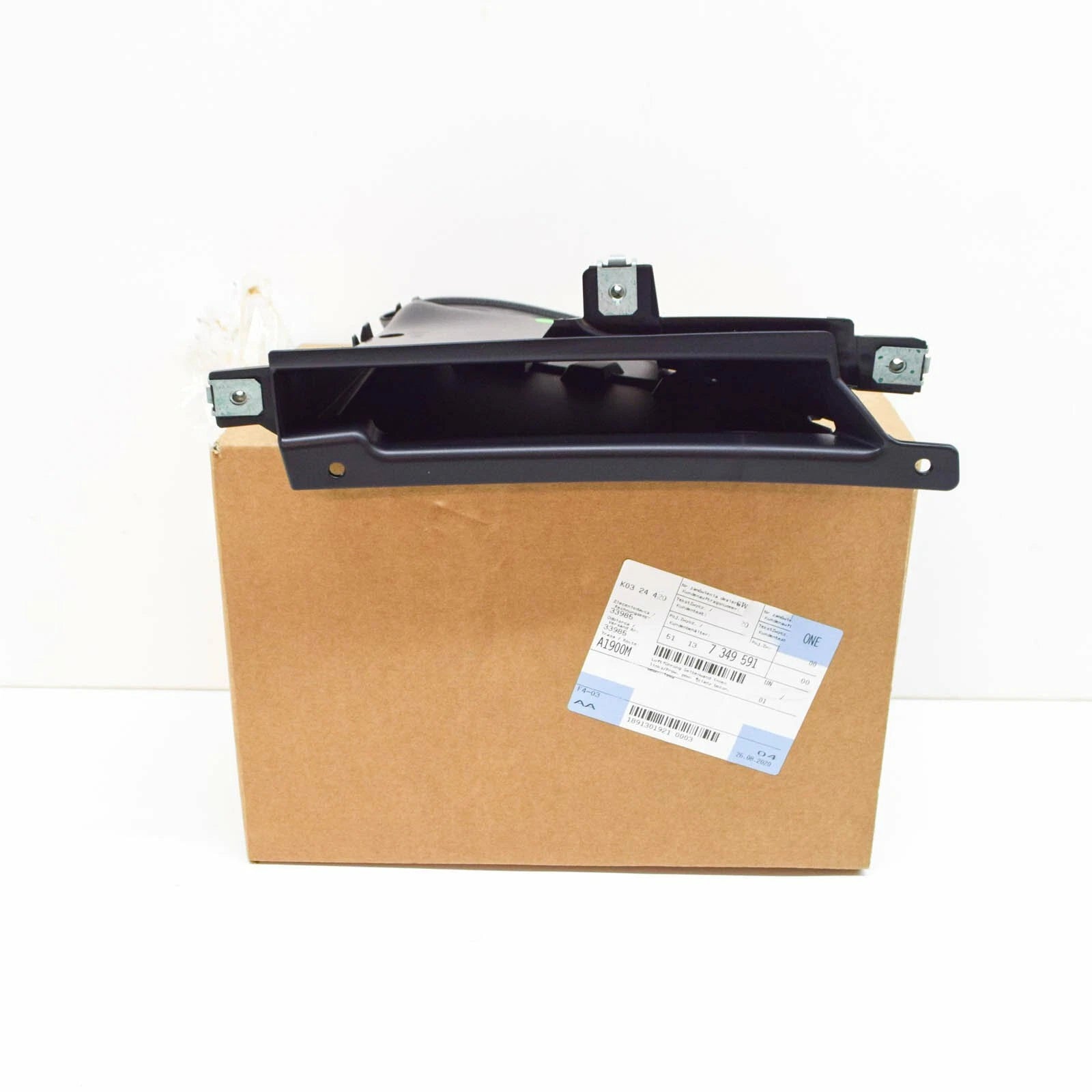 NEW BMW 5 G30 FRONT SIDE PANEL LEFT INNER AIR DUCT 51137349591 7349591 ORIGINAL