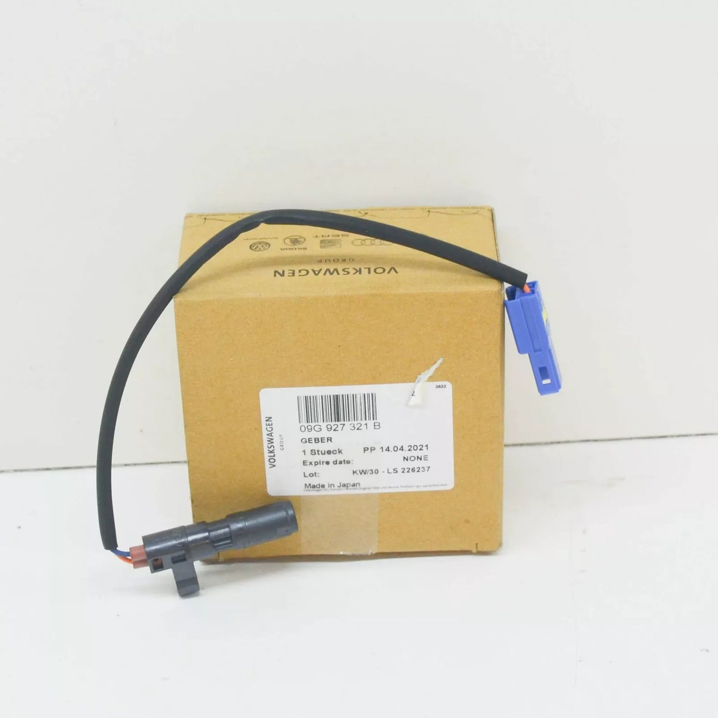 NEW VW BEETLE 9C GEARBOX SPEED SENSOR 09G927321B