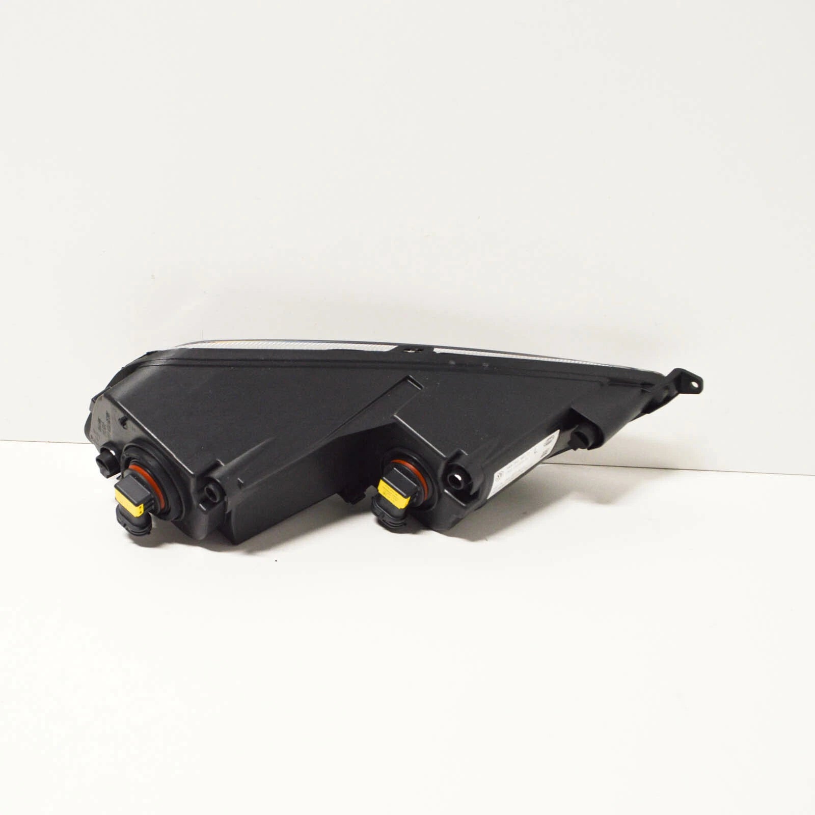 NEW VOLKSWAGEN PASSAT B7 FRONT LEFT HALOGEN FOG LIGHT 3AA941661D