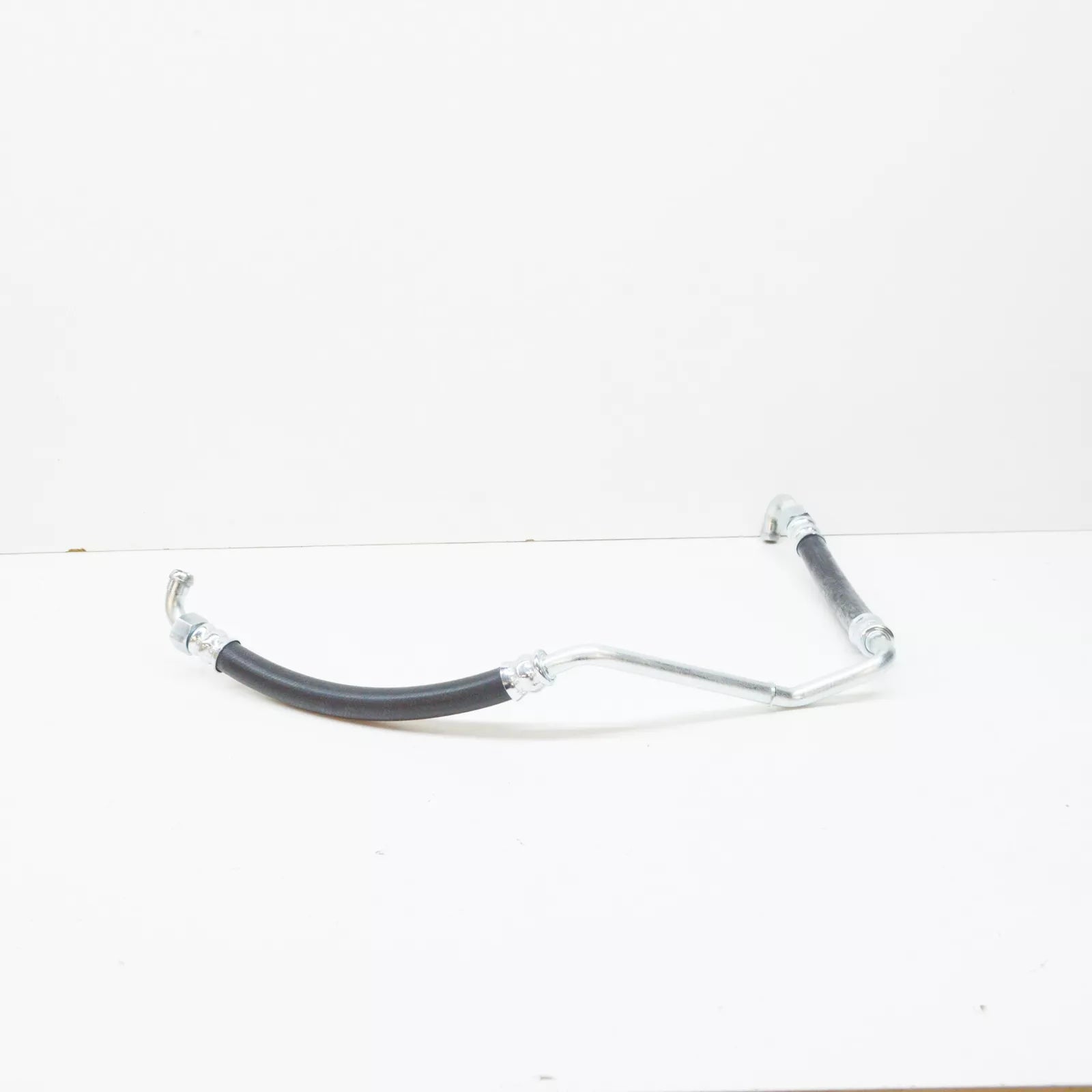 NEW BMW 5 E28 ENGINE OIL COOLING PIPE 17201177715 1177715 ORIGINAL