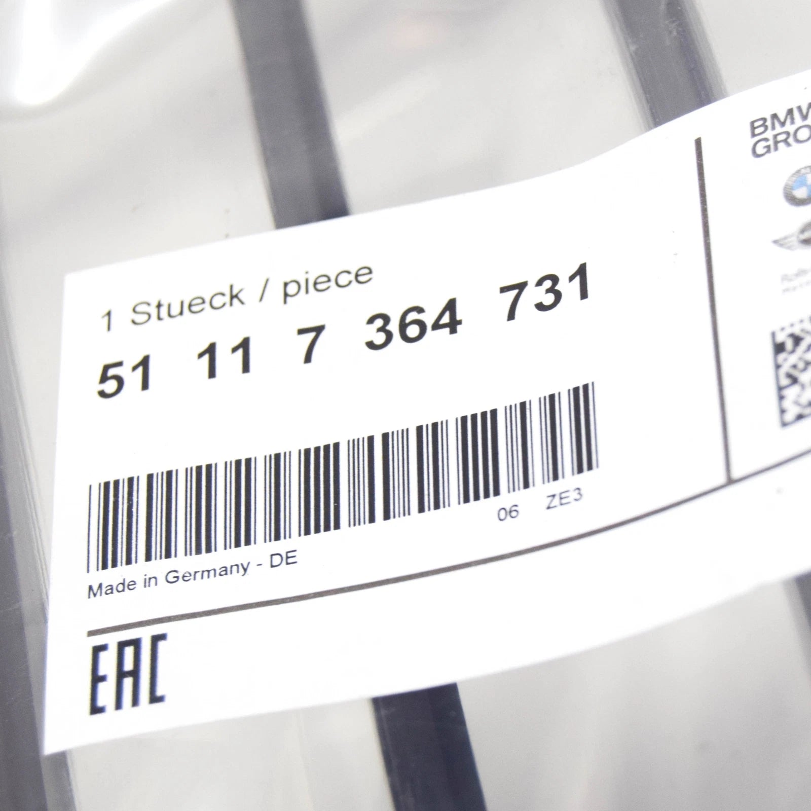 NEW BMW 2 F45 FRONT BUMPER CENTER GRILLE SPORT LINE PDC 51117364731 2015