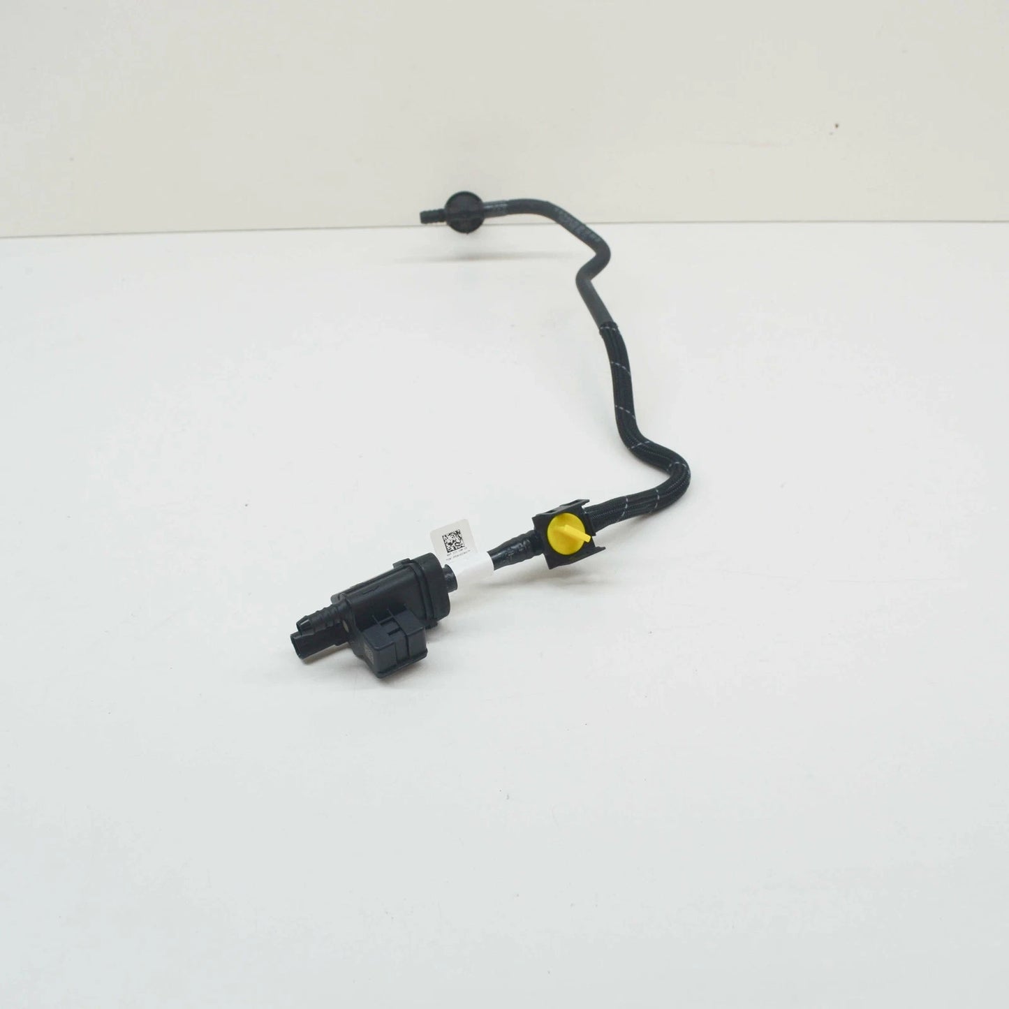 NEW AUDI A5 8W6 VACUUM SYSTEM CONNECTING TUBE WITH AKF VALVE 06M133240CG