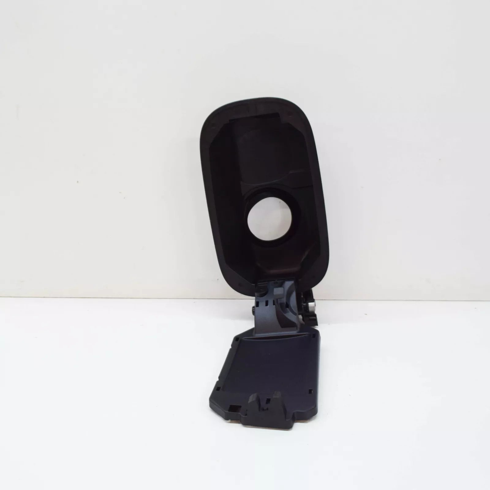 NEW MERCEDES-BENZ GLC C253 REAR FUEL FILLER RECESS A2536305602 OEM