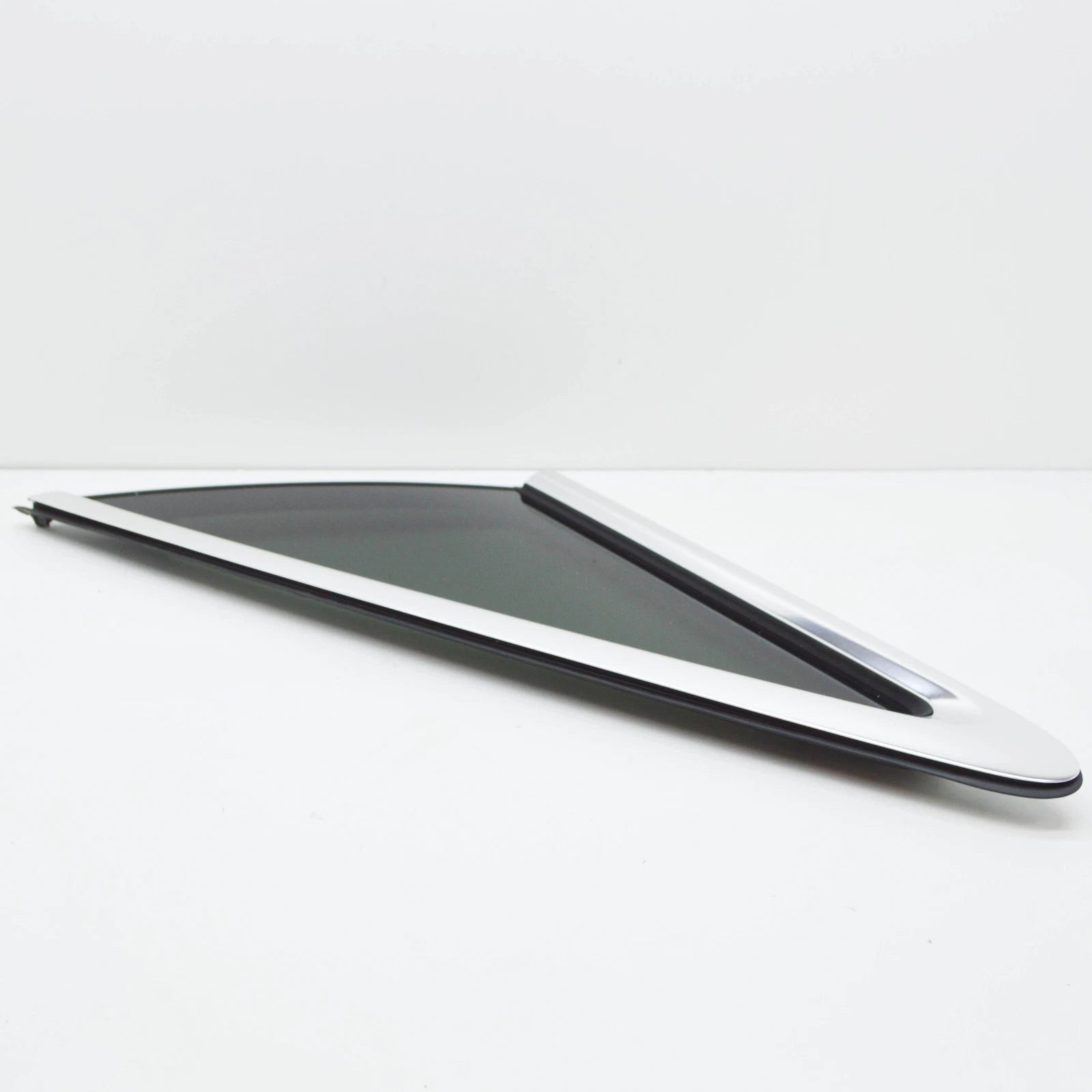 NEW AUDI A6 C8 REAR RIGHT TRIANGLE WINDOW SIDE 4K5845298ANVB ORIGINAL