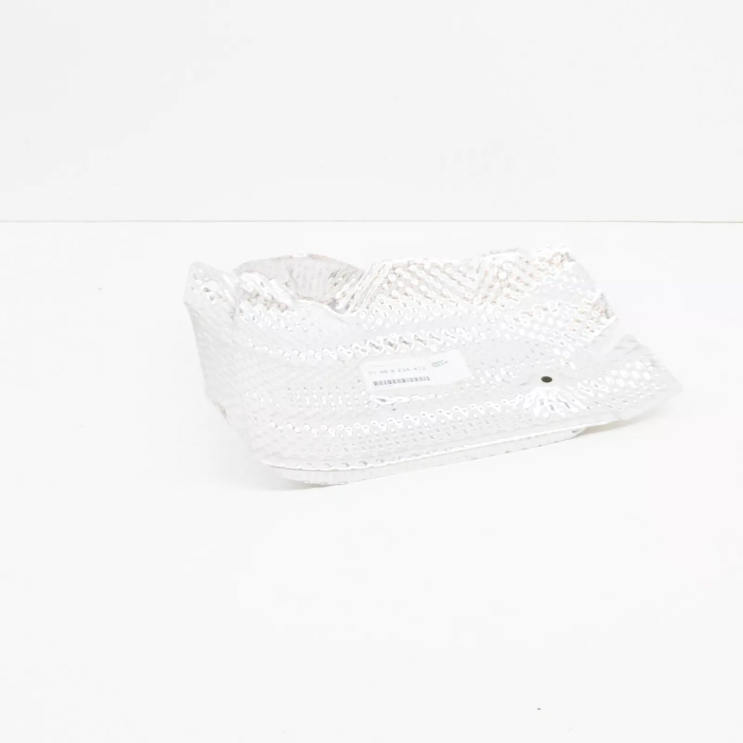 NEW BMW 5 E39 FRONT RIGHT HEAT RESISTANT PLATE 51488234412 8234412 ORIGINAL