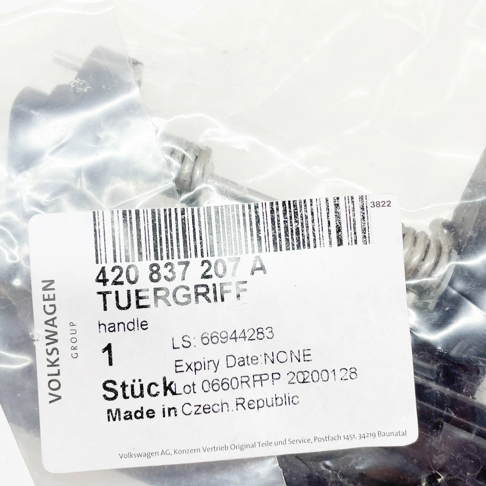 NEW AUDI R8 42 FRONT LEFT SIDE EXTERIOR DOOR HANDLE 420837207A 2015