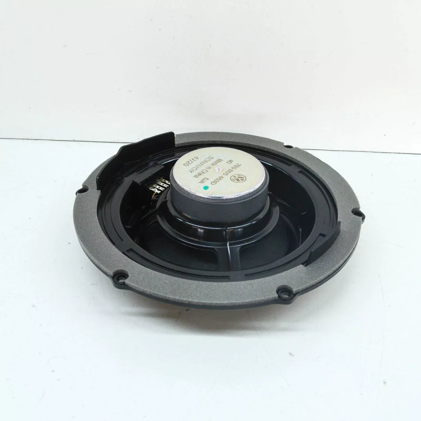 NEW VW TRANSPORTER T5 FRONT DOOR MID RANGE BASS SPEAKER 7E0035453D