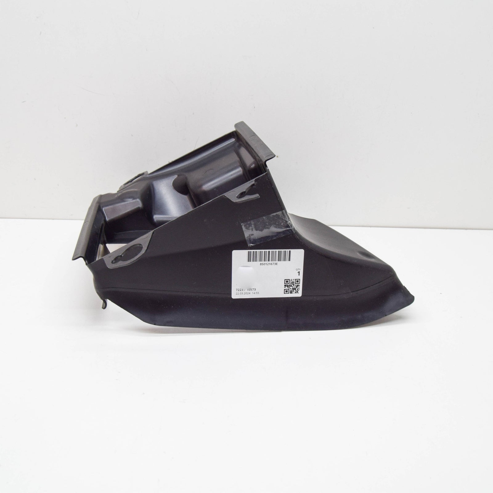 NEW AUDI TT ROADSTER FV9 FRONT LEFT RADIATOR AIR GUIDE DUCT 8S0121673E ORIGINAL