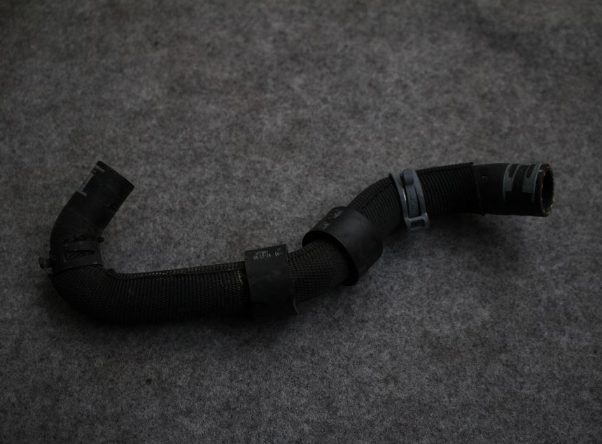 new audi r8 4s left lower engine coolant hose 4s0121545c original