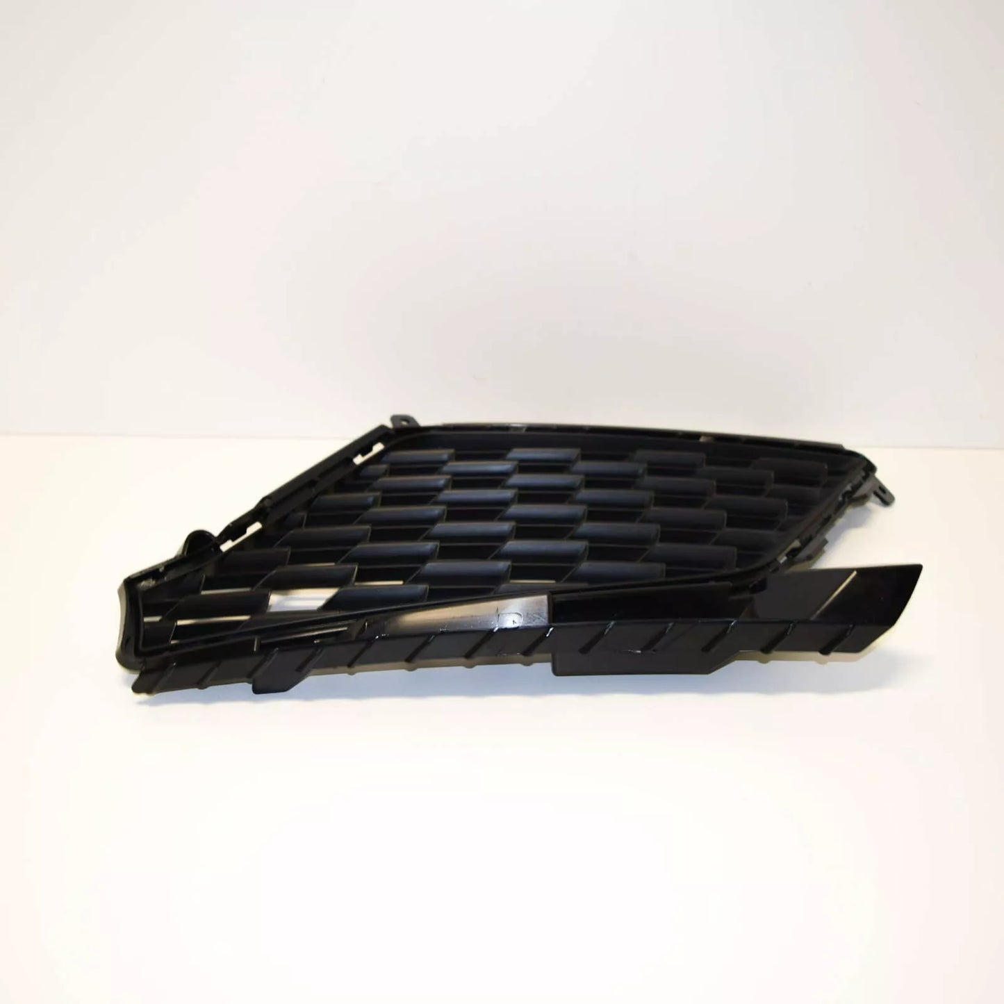 NEW AUDI R8 4S FRONT BUMPER LEFT GRILLE 4S0807683C9B9