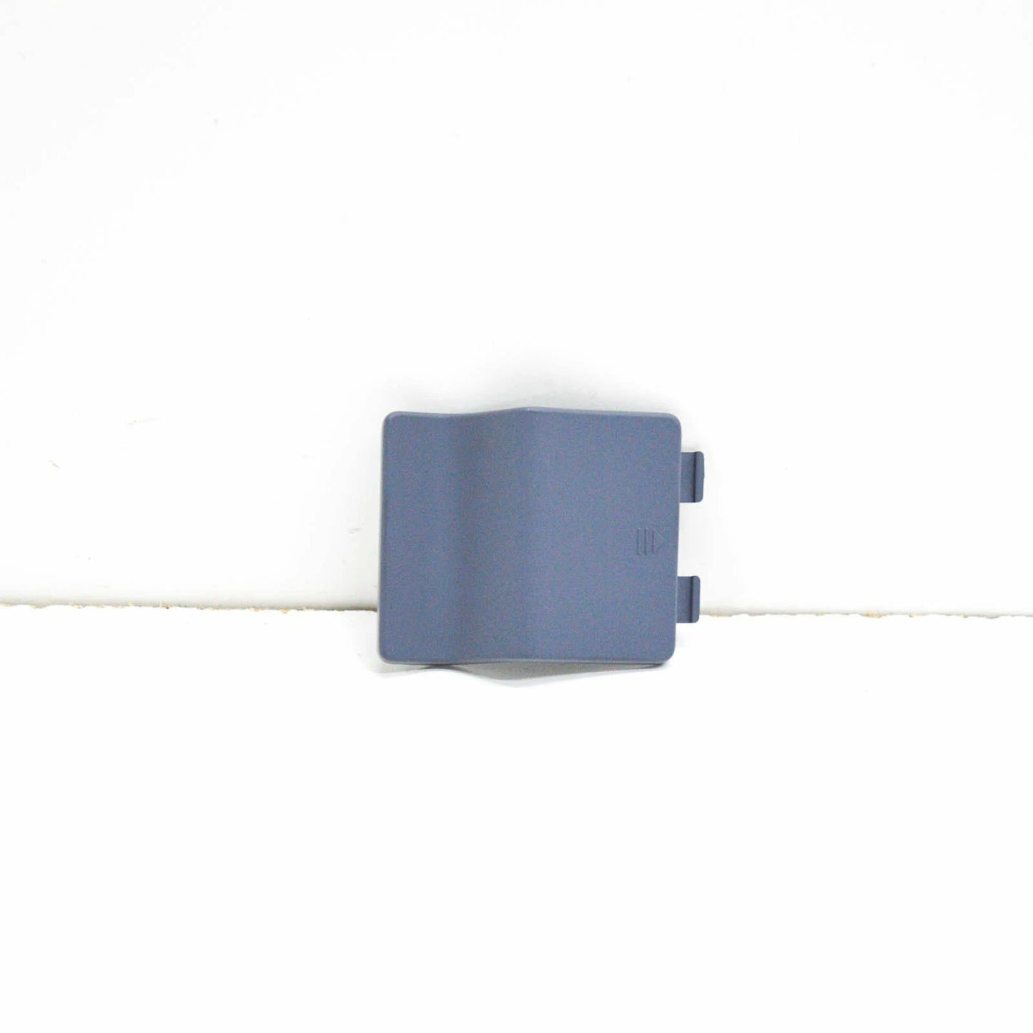 NEW MB CLS C219 REAR BUMPER TOW HOOK EYE COVER A21988000059999 2008