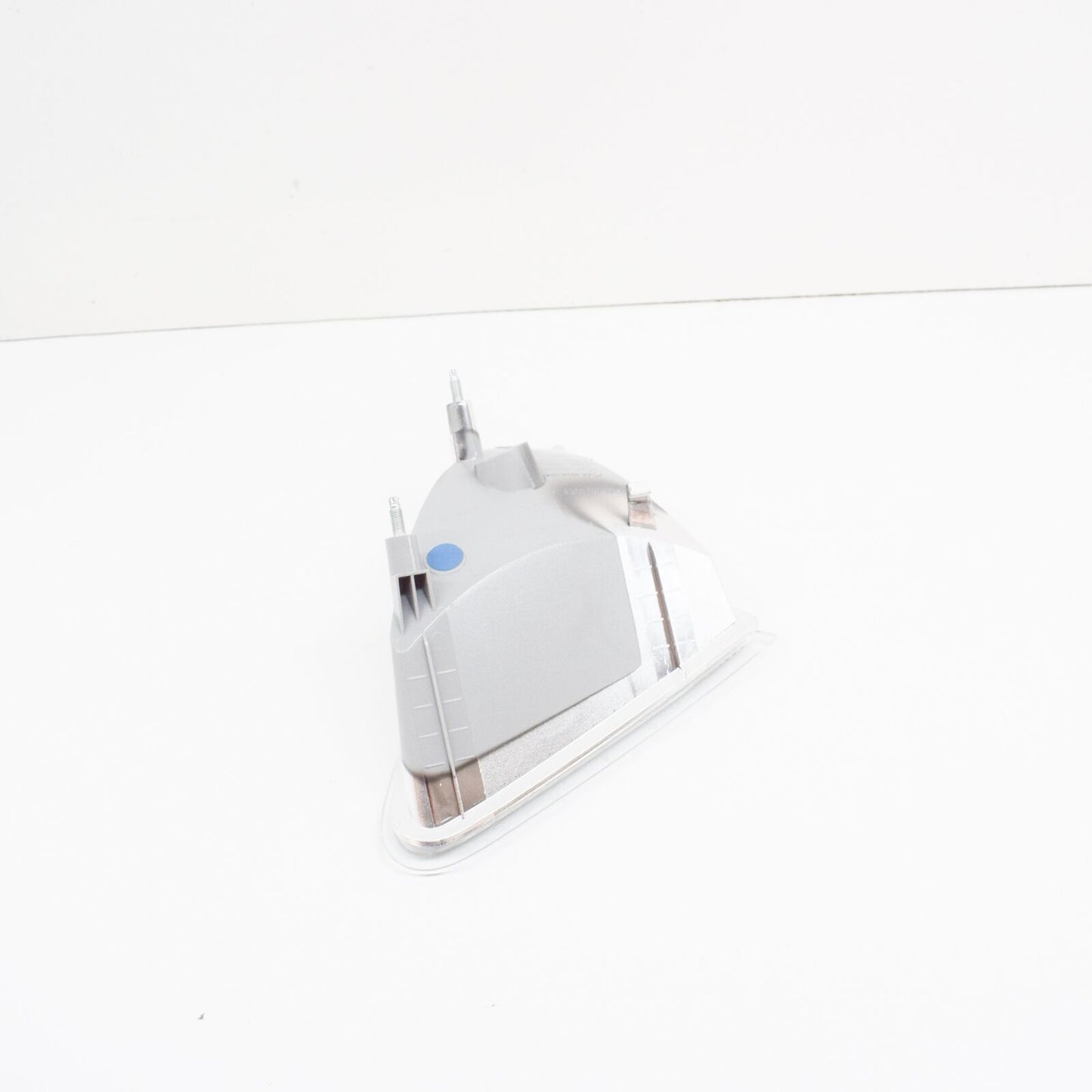 NEW MERCEDES-BENZ R-CLASS W251 FRONT RIGHT POSITION LIGHT LHD A2518201056