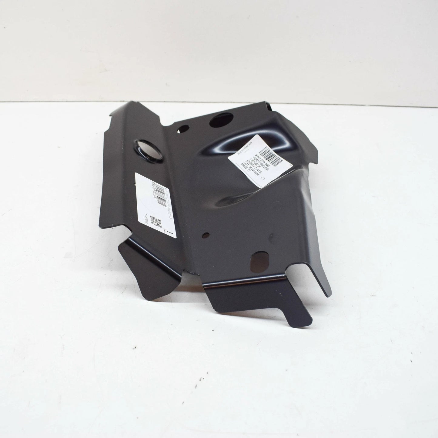 NEW AUDI A4 B9 FRONT CENTER RIGHT FLOOR PAN REINFORCEMENT 8W0803698