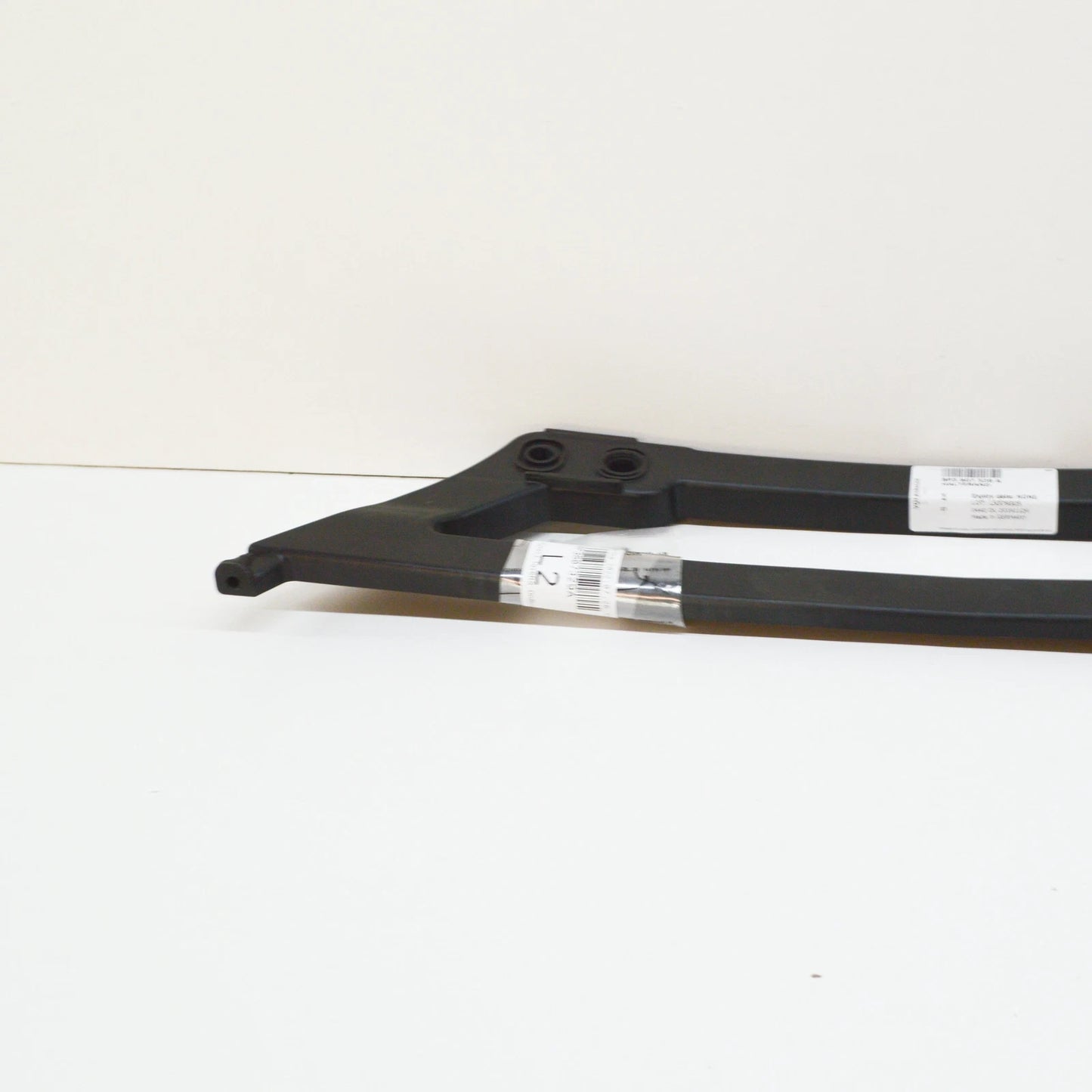 NEW AUDI A3 8P REAR BUMPER LEFT BRACKET 8P3807329A 2008 ORIGINAL