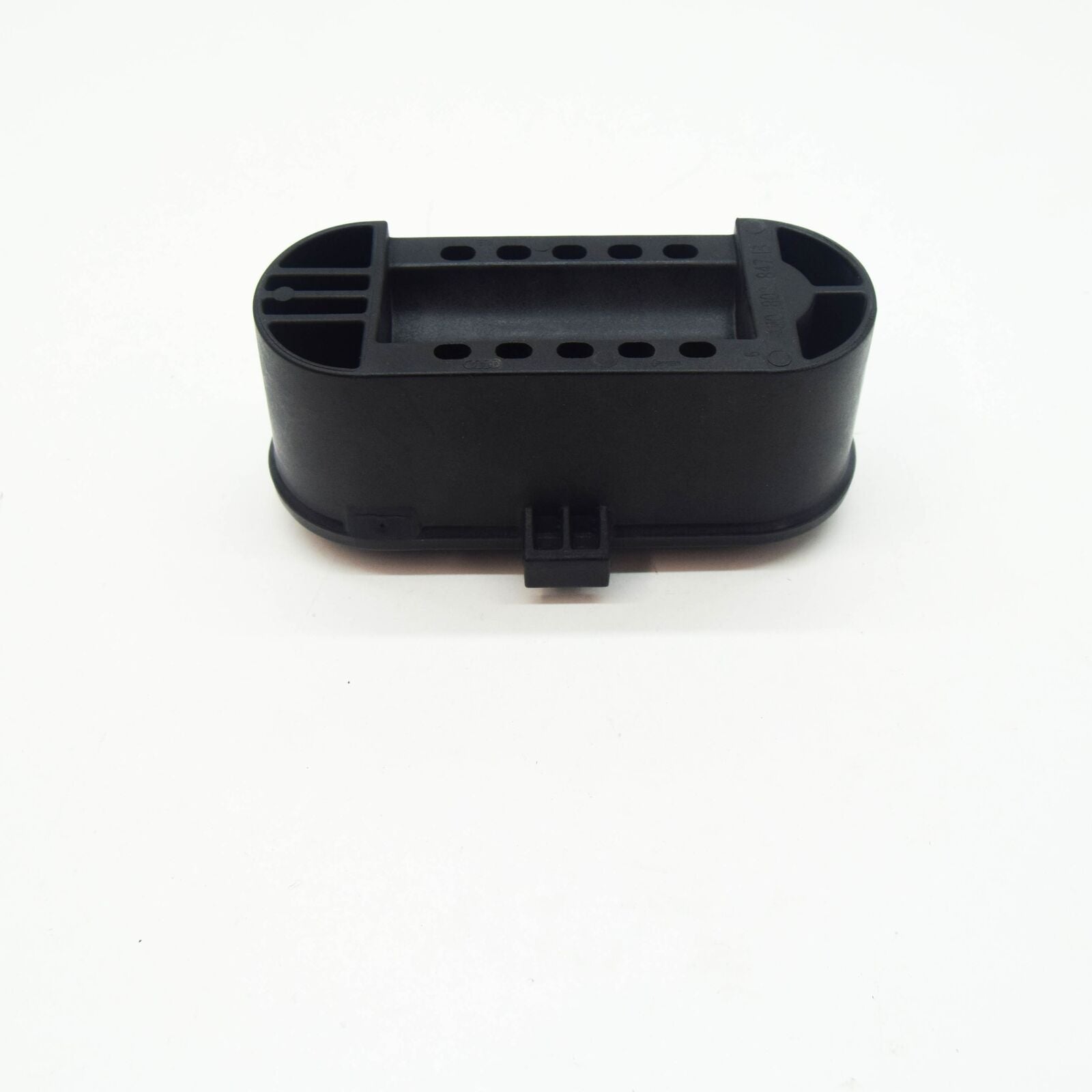 NEW AUDI Q7 4M REAR JACK SOCKET 4M0802847B ORIGINAL