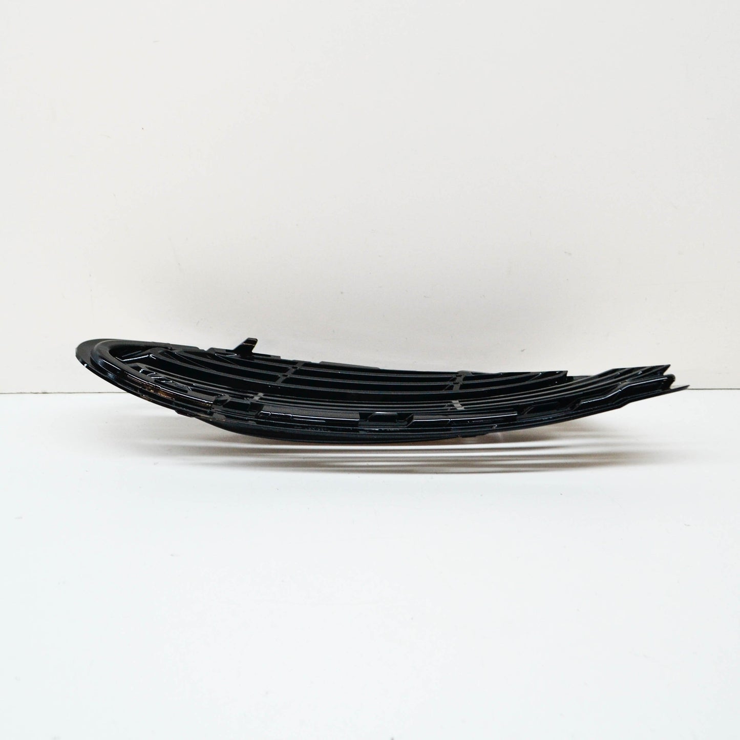 NEW MERCEDES-BENZ S-CLASS W222 FRONT BUMPER RIGHT GRILLE A2228850324 ORIGINAL