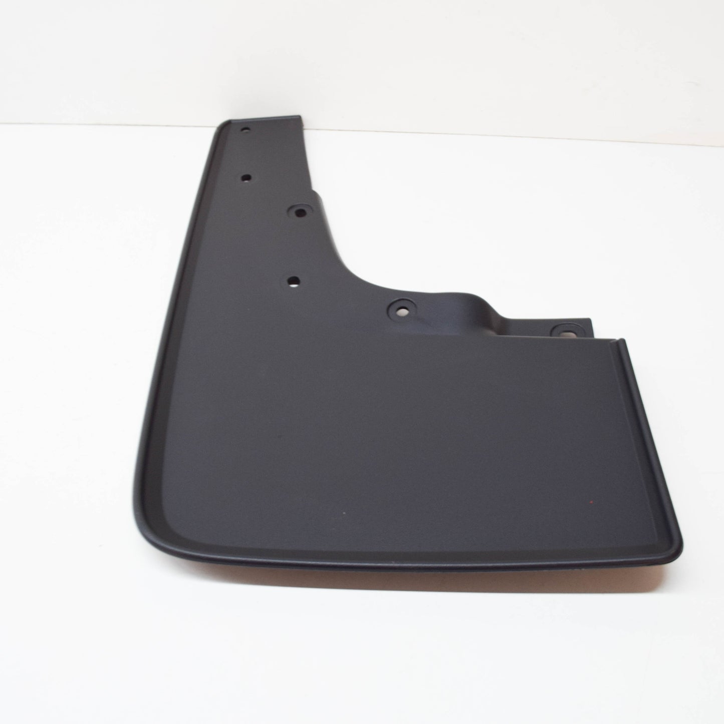 NEW VOLKSWAGEN AMAROK FRONT RIGHT MUD FLAP 2H0821810G9B9 ORIGINAL