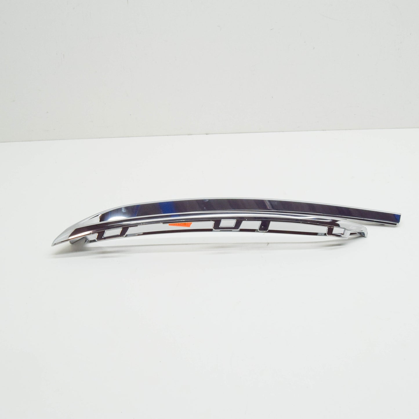 NEW SKODA SUPERB MK3 REAR BUMPER LEFT TRIM INSERT 3V58078332ZZ ORIGINAL