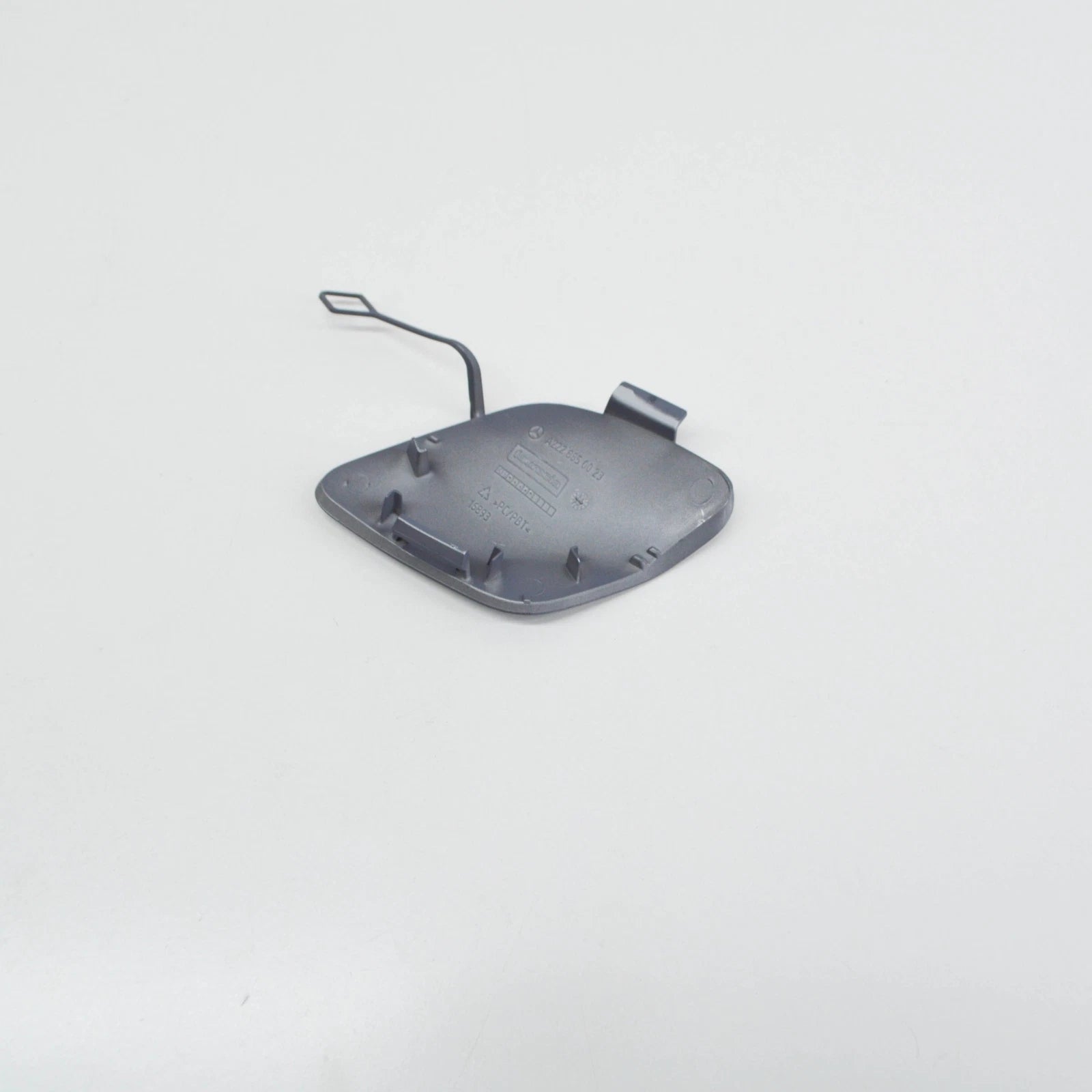 NEW MERCEDES-BENZ S W222 FRONT BUMPER TOW EYE COVER A22288500239999 ORIGINAL