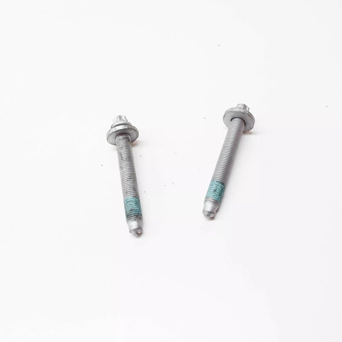 NEW MERCEDES-BENZ C-CLASS W203 REAR SUBFRAME BUSHING KIT A2033504308