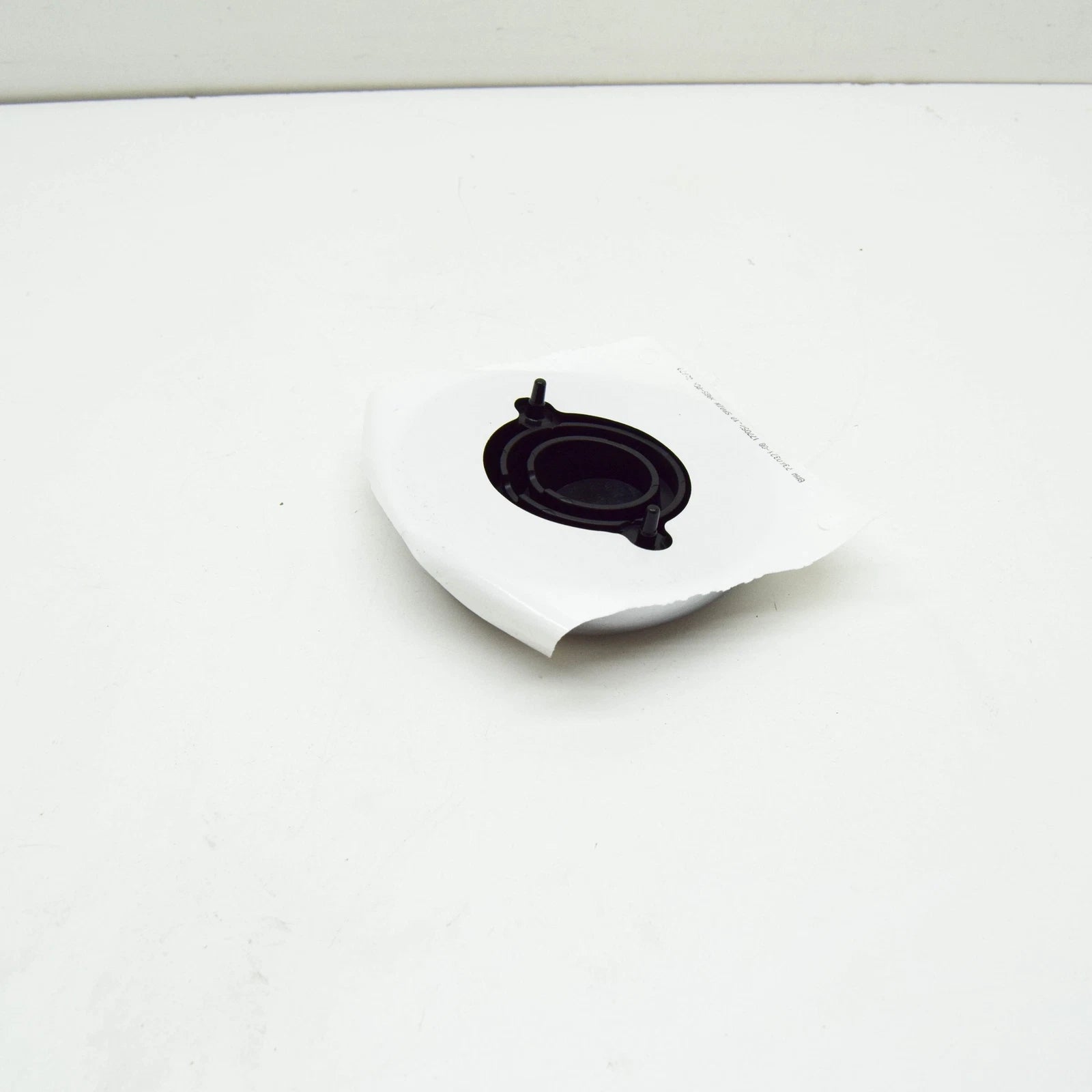 NEW BMW F26 SAC TRUNK LID BMW EMBLEM BADGE 7340321 51147340321 ORIGINAL