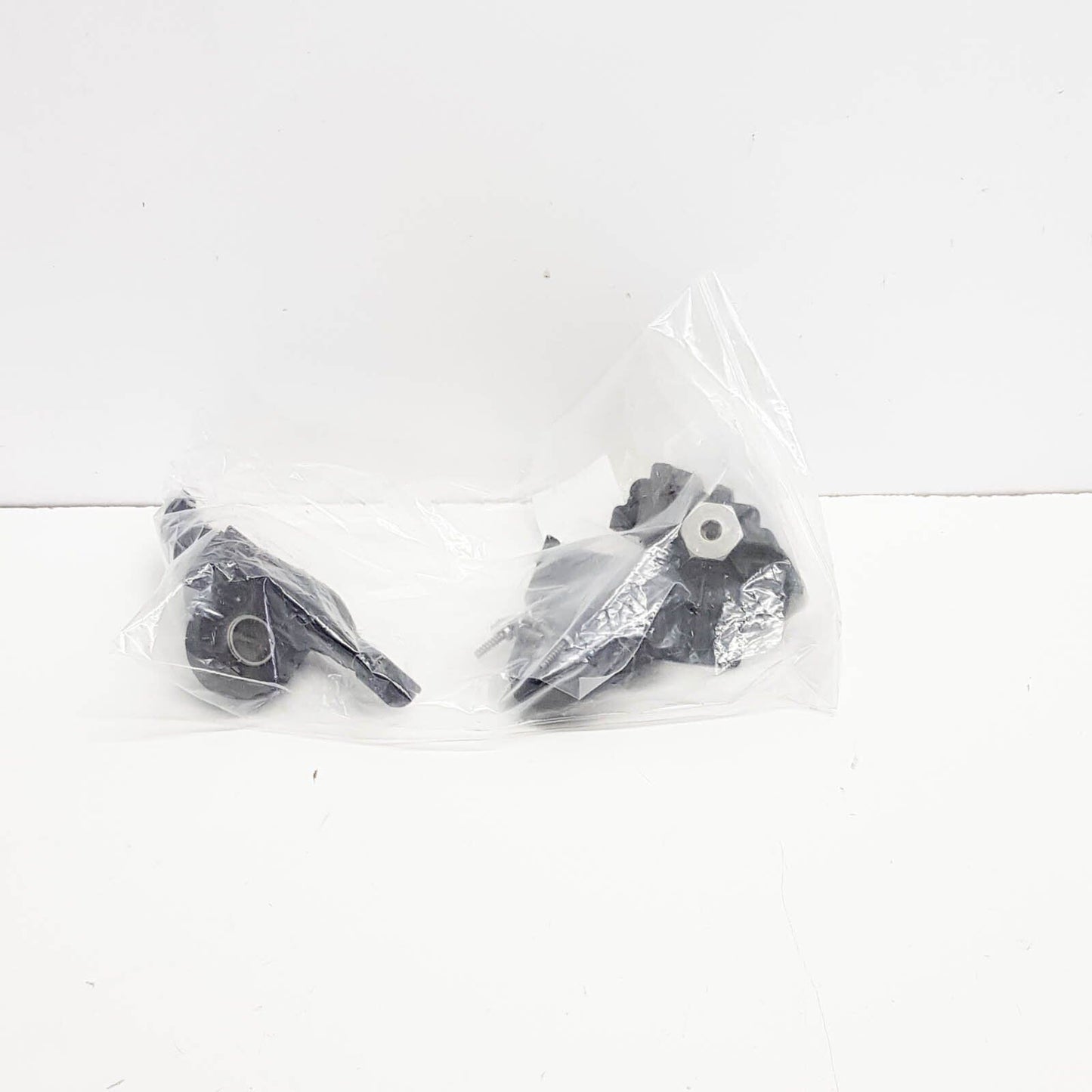 NEW MB E W212 RIGHT HEADLIGHT REPAIR BRACKET KIT A2128200414 ORIGINAL