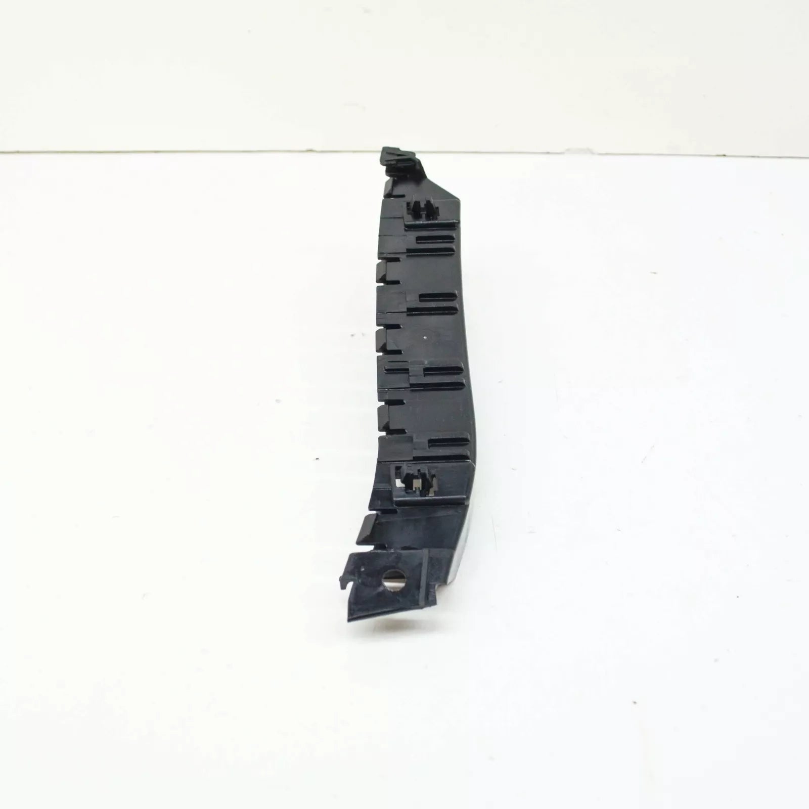 NEW VOLKSWAGEN TRANSPORTER T6 FRONT LEFT BUMPER BRACKET GUIDE 7LA807183A