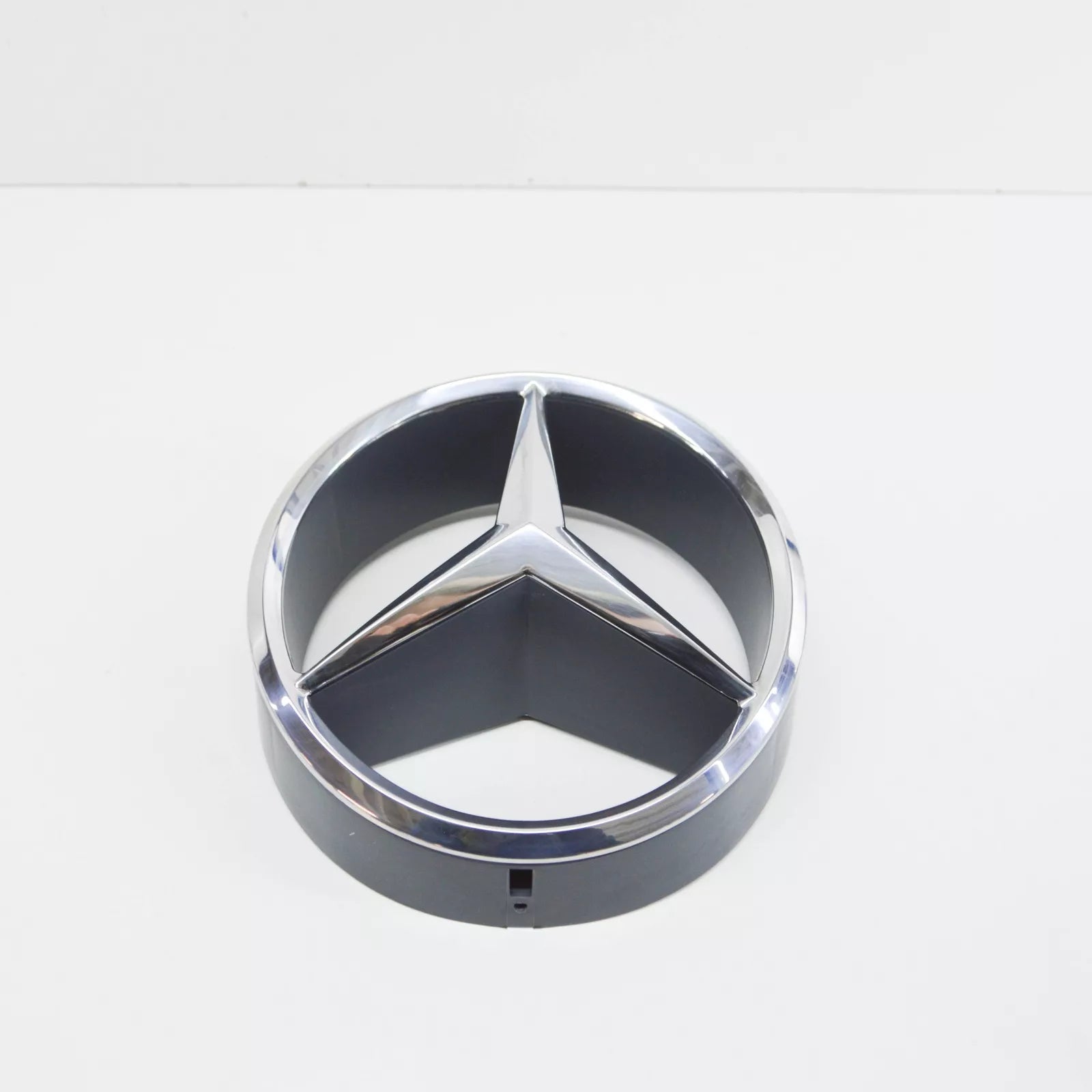 NEW MERCEDES-BENZ SL R107 RADIATOR GRILLE MERCEDES STAR A1078800386 ORIGINAL