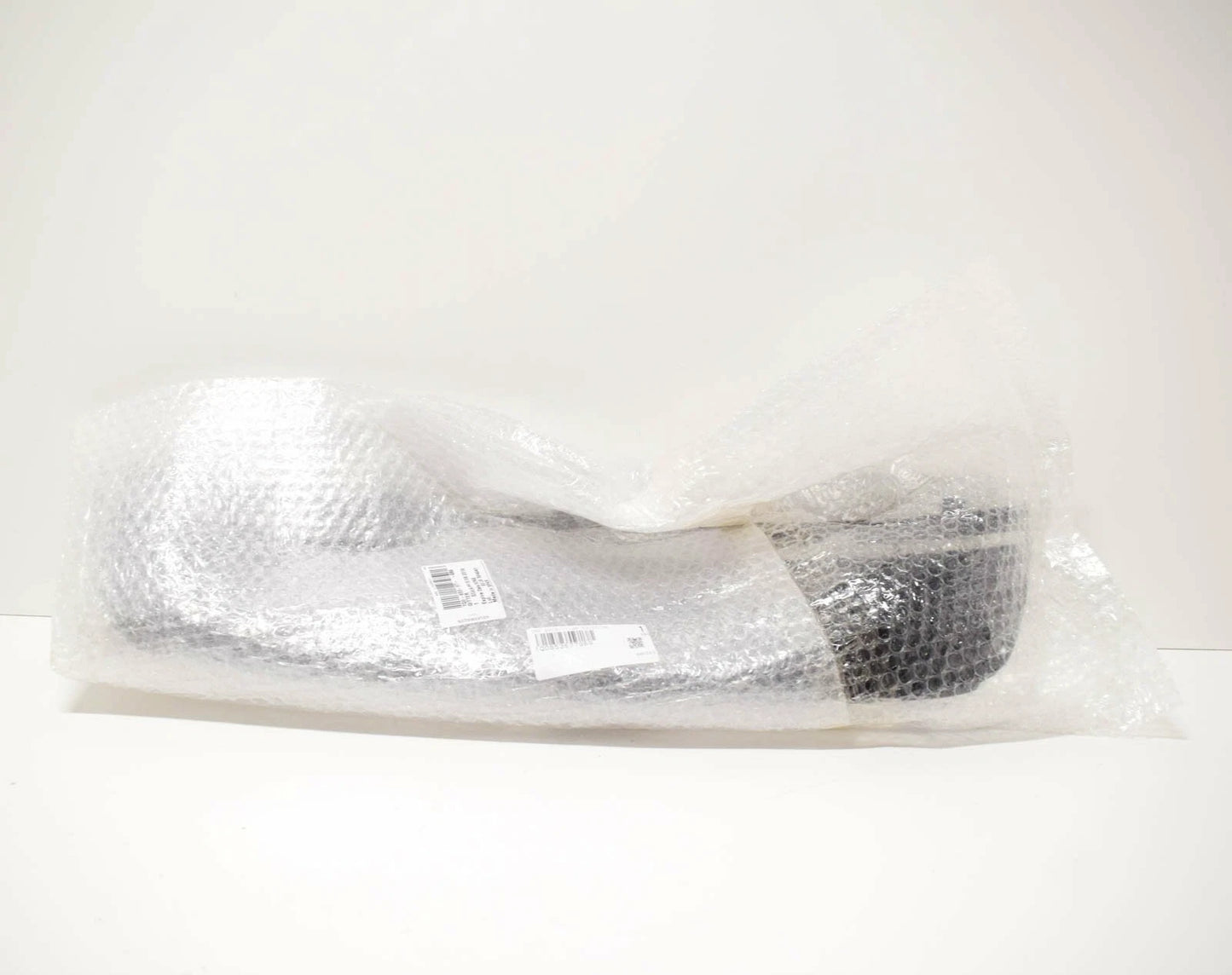 NEW VOLKSWAGEN EOS FRONT BUMPER LOWER GRILLE 1Q08536779B9 2009