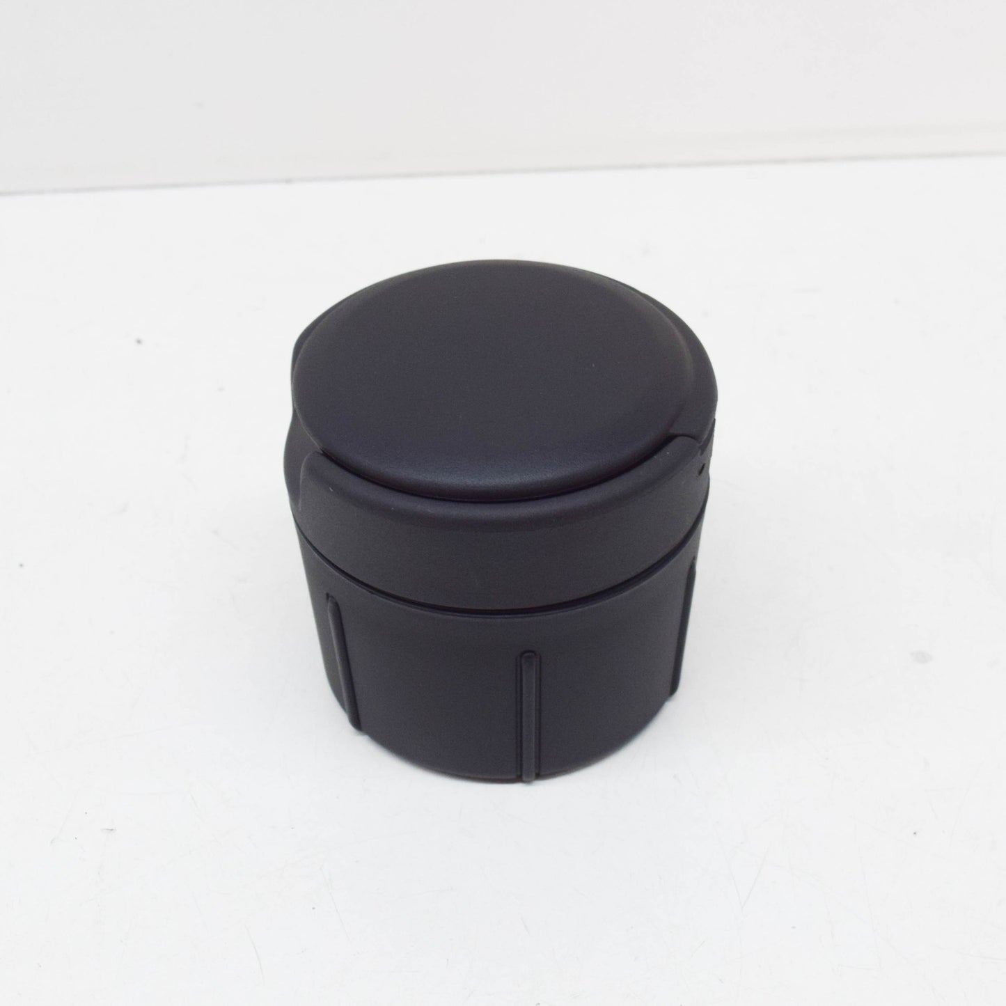 NEW VOLKSWAGEN JETTA MK6 CENTER CONSOLE CUP HOLDER ASHTRAY 5N0857961B82V