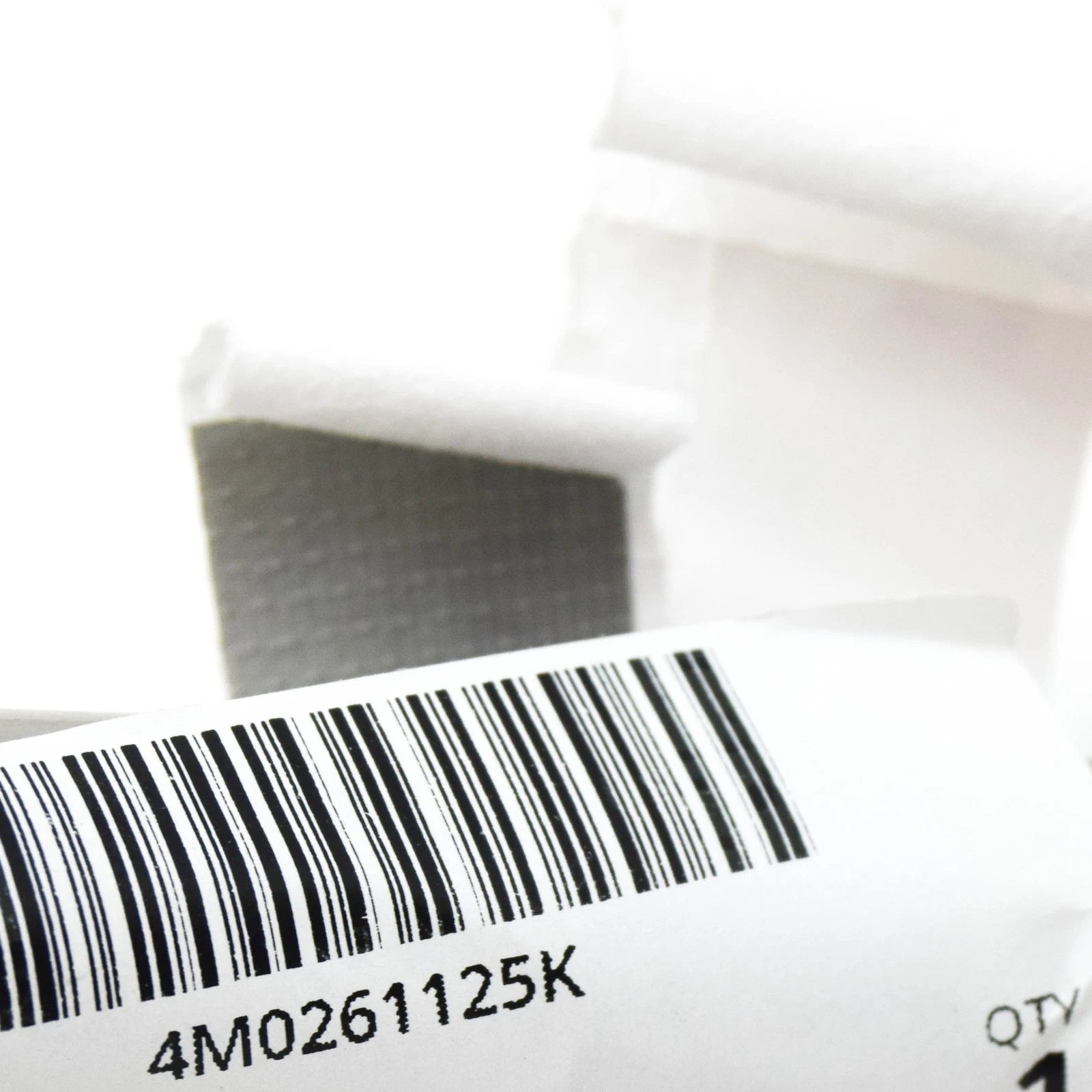 NEW VOLKSWAGEN TOUAREG CR7 EXHAUST MUFFLER CONNECTING PIPE 4M0261125K ORIGINAL