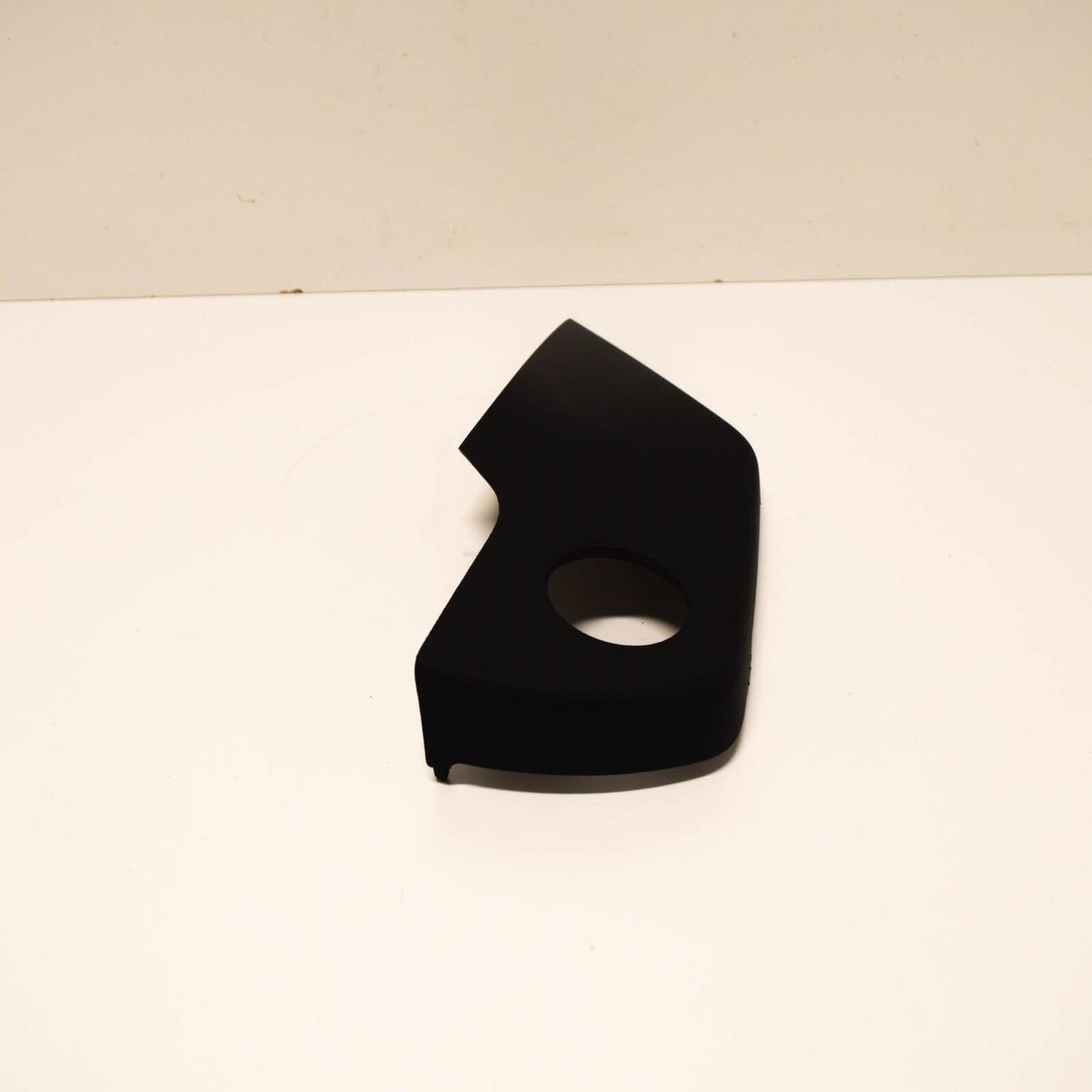 NEW AUDI R8 MK1 BUCKET SEAT COVER CAP RIGHT OUTER FRONT 8E0881326M6PS ORIGINAL