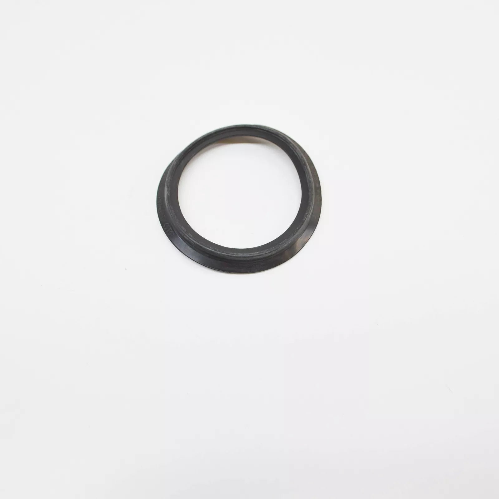 NEW AUDI A4 B7 ENGINE OIL FILLER PIPE SEAL O-RING 057133287B ORIGINAL