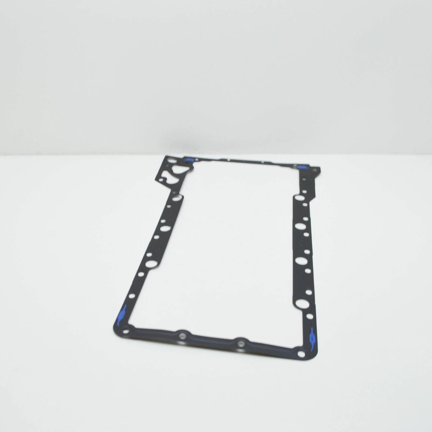 NEW BMW 5 F10 UPPER ENGINE OIL PAN GASKET 11137843145 7843145 ORIGINAL