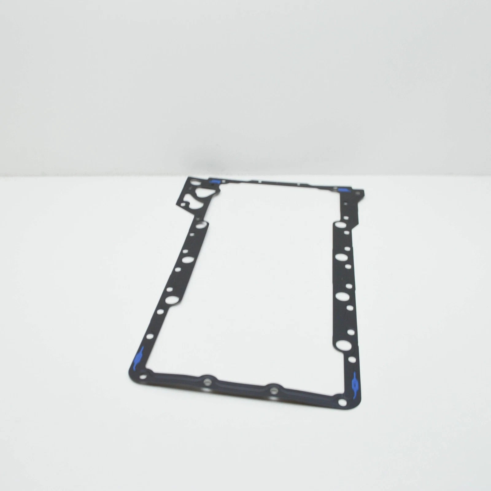 NEW BMW 5 F10 UPPER ENGINE OIL PAN GASKET 11137843145 7843145 ORIGINAL