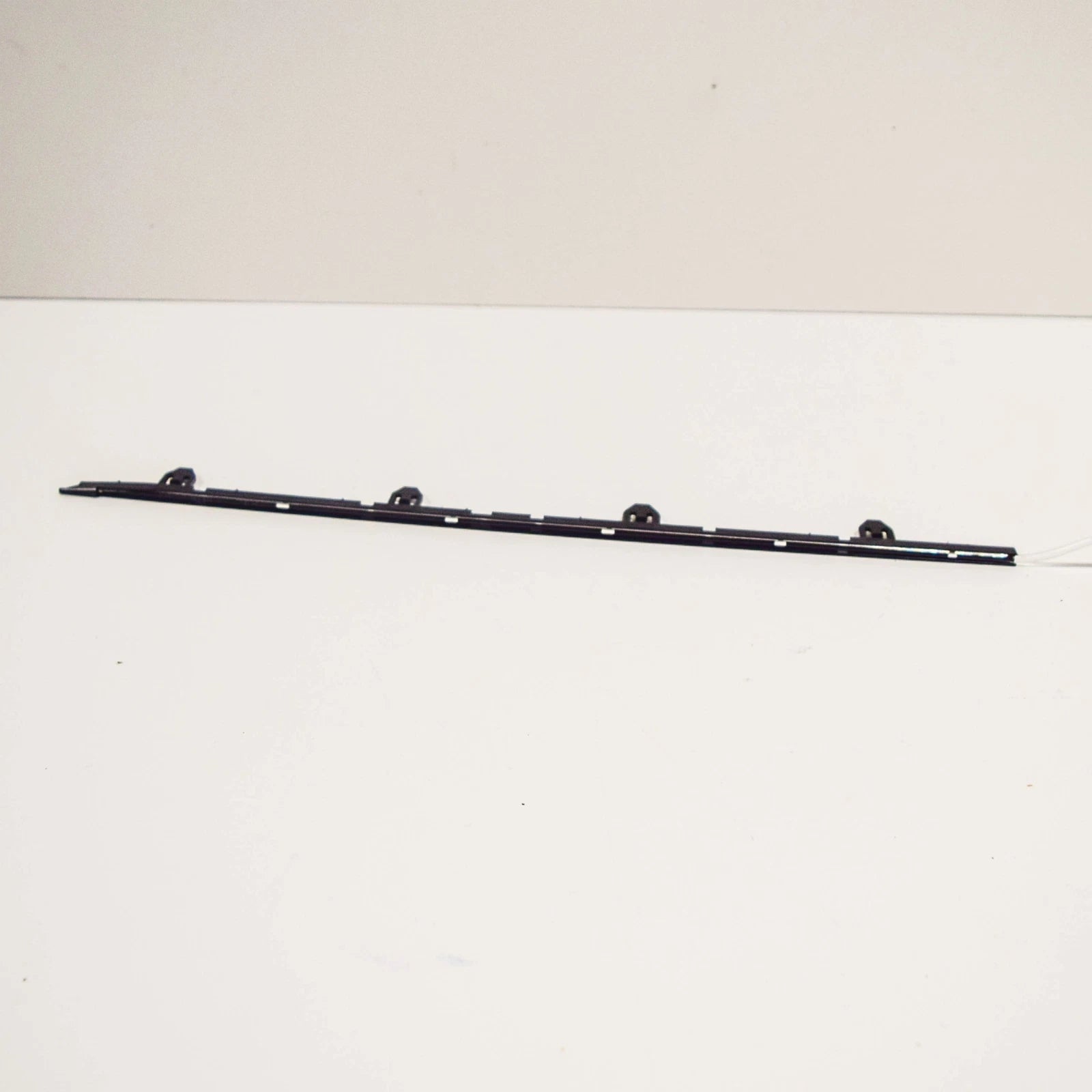 NEW AUDI A5 S5 8W6 CONVERTIBLE RIGHT DOOR INTERIOR LIGHT BAR 8W6947206 ORIGINAL