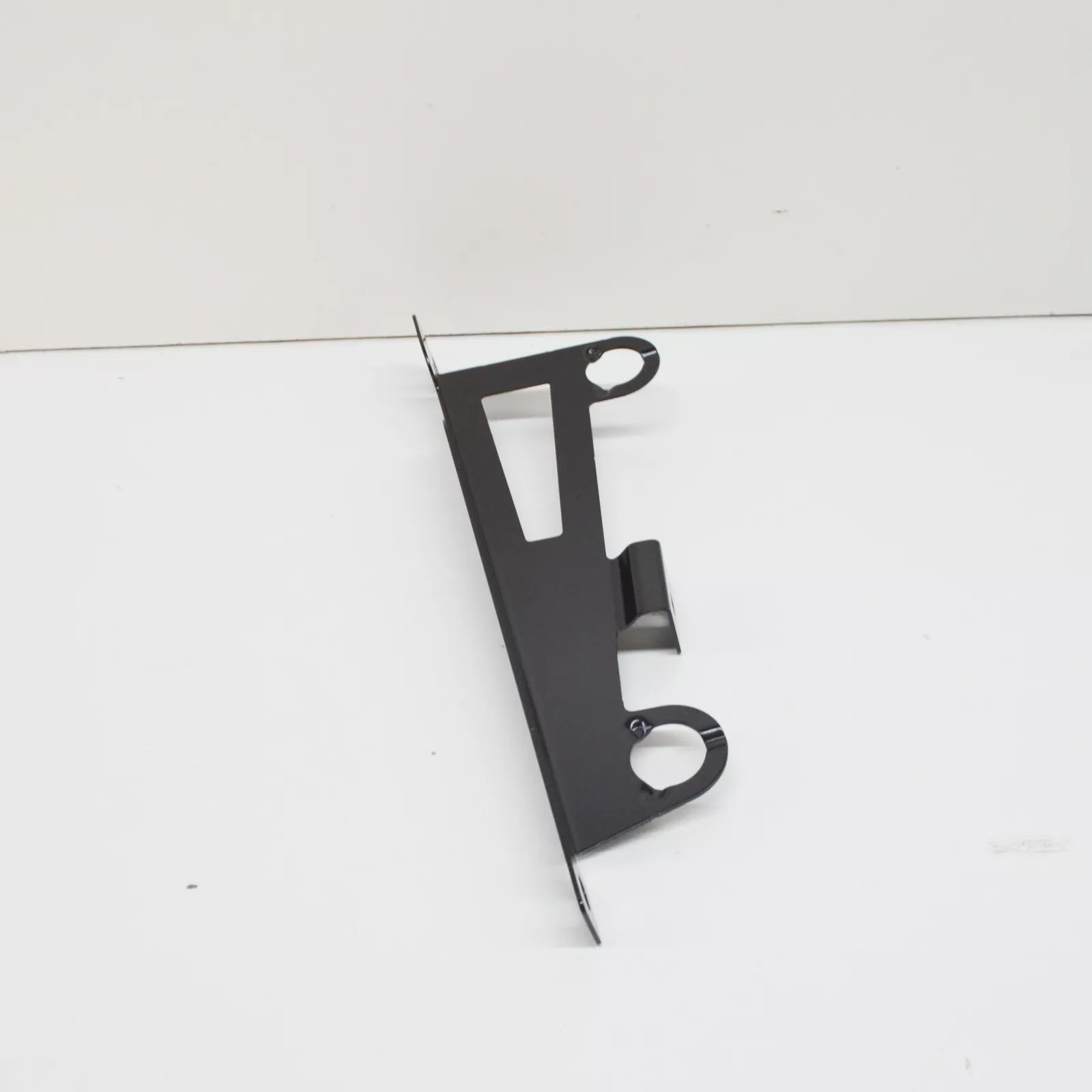 NEW BMW M4 G82 FRONT LEFT BUMPER CARRIER CROSS BAR BRACKET 51118074895 ORIGINAL